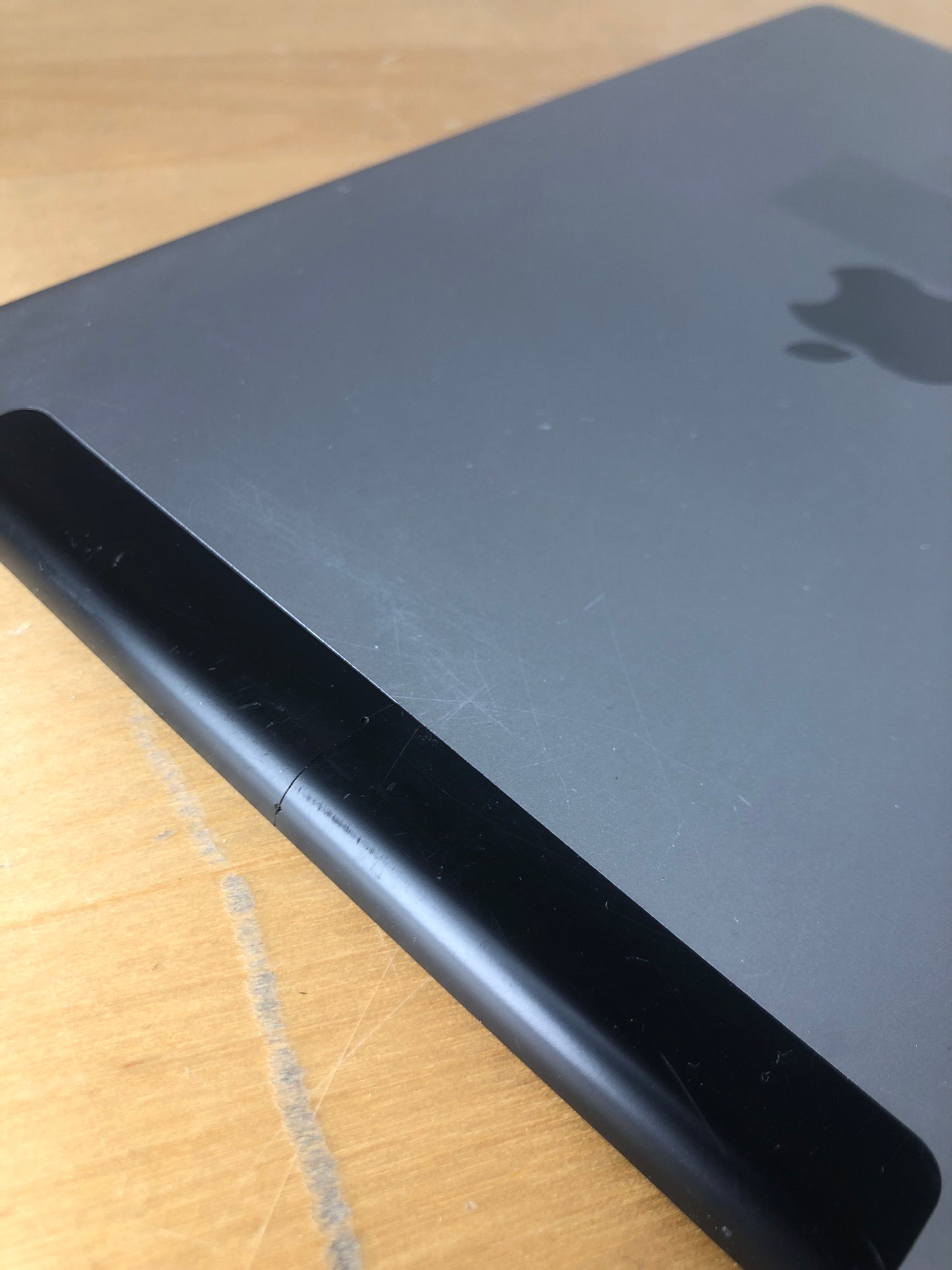 Apple iPad 6. Gen (2018) 6. Gen (2018) Space Grau Grau günstig gebraucht kaufen