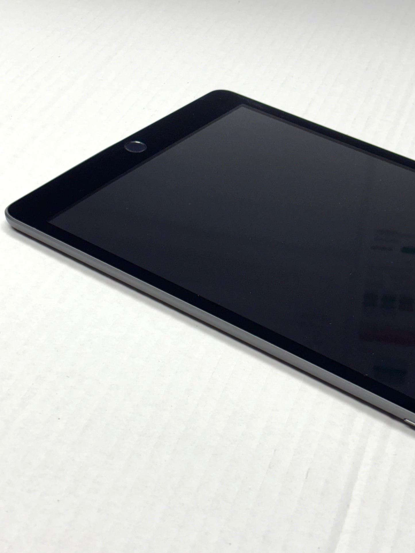 Apple iPad 8. Gen (2020) Apple A12 Bionic (7 nm) 8. Gen (2020) Space Grau Grau günstig gebraucht kaufen