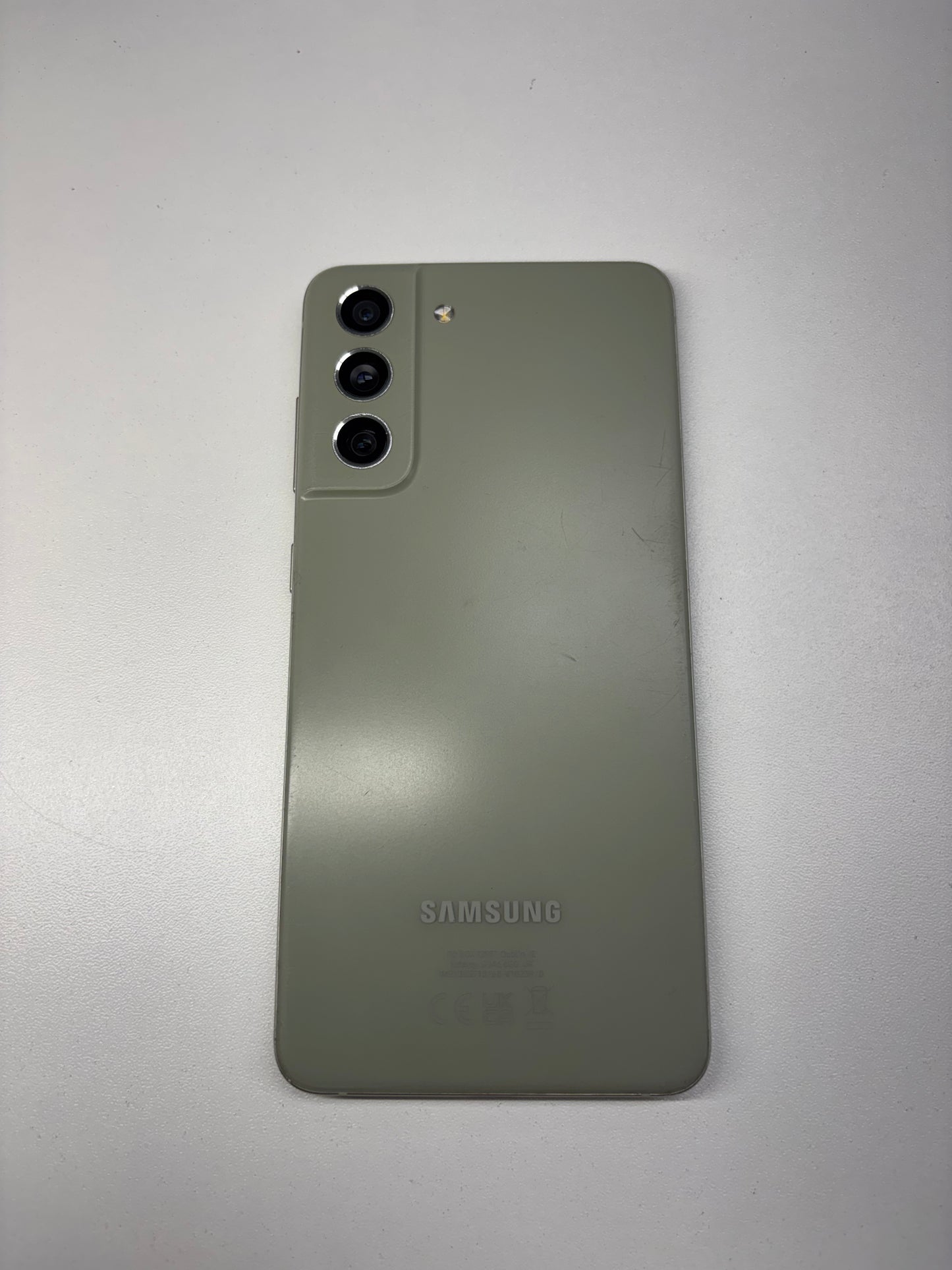 Samsung Galaxy S21 FE 5G Olive günstig gebraucht kaufen