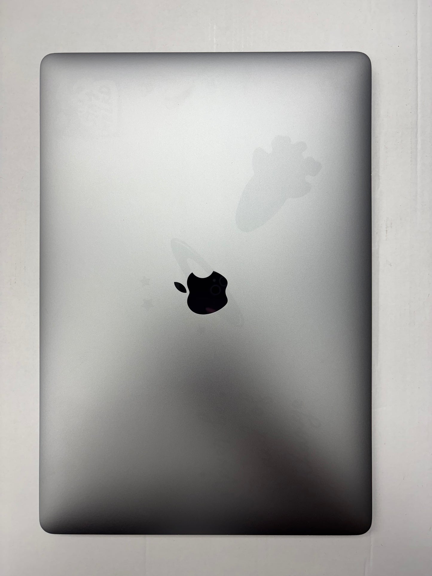 Apple MacBook Pro 15, mit Touch Bar Space Grau günstig gebraucht kaufen