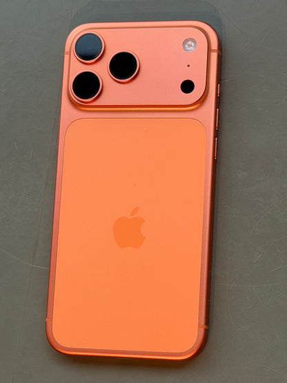 Apple iPhone 17 Pro Max Apple A19 Pro (3 nm) 17 Pro Max Cosmic Orange Orange günstig gebraucht kaufen