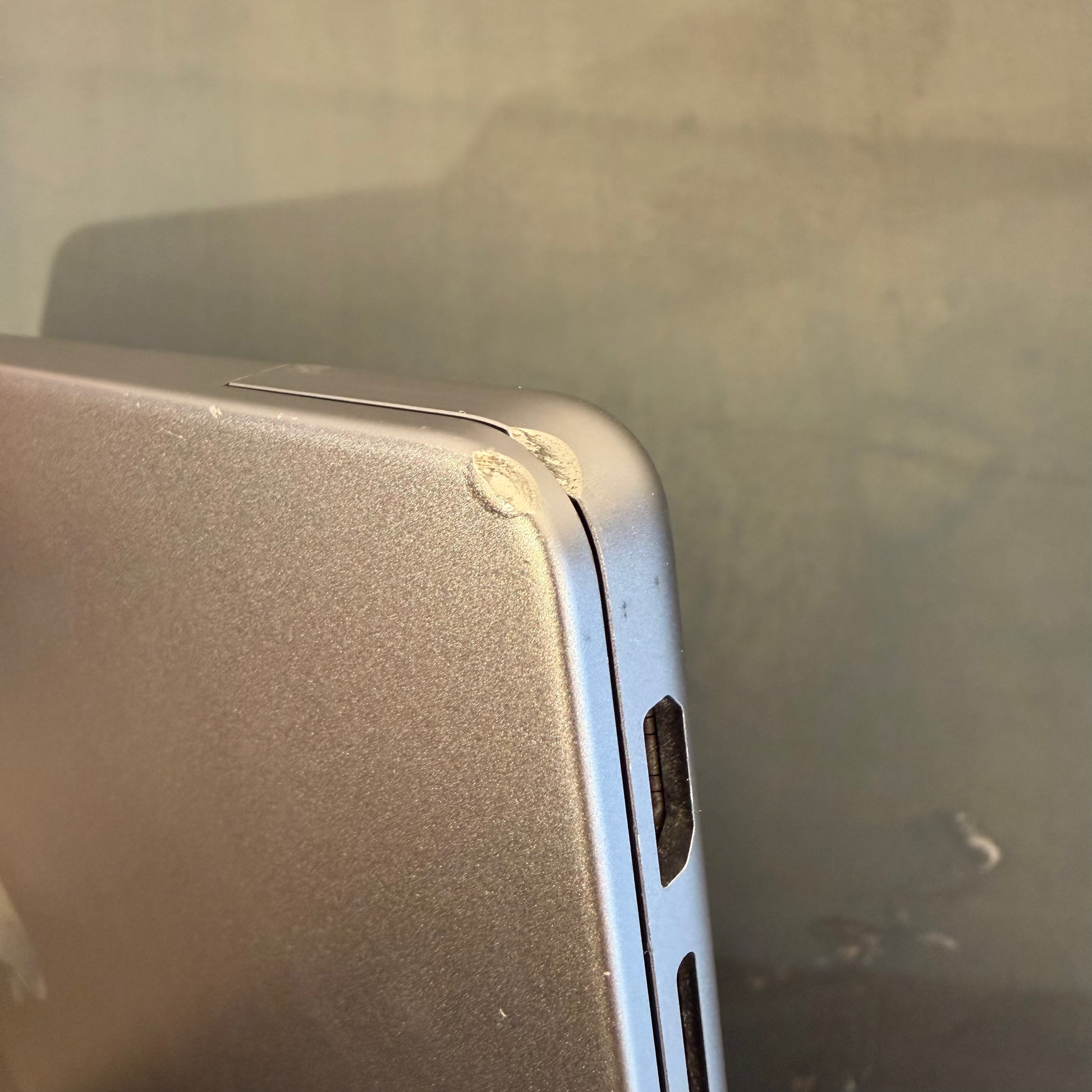 Apple MacBook Pro 14 Late 2023 Space Grau günstig gebraucht kaufen