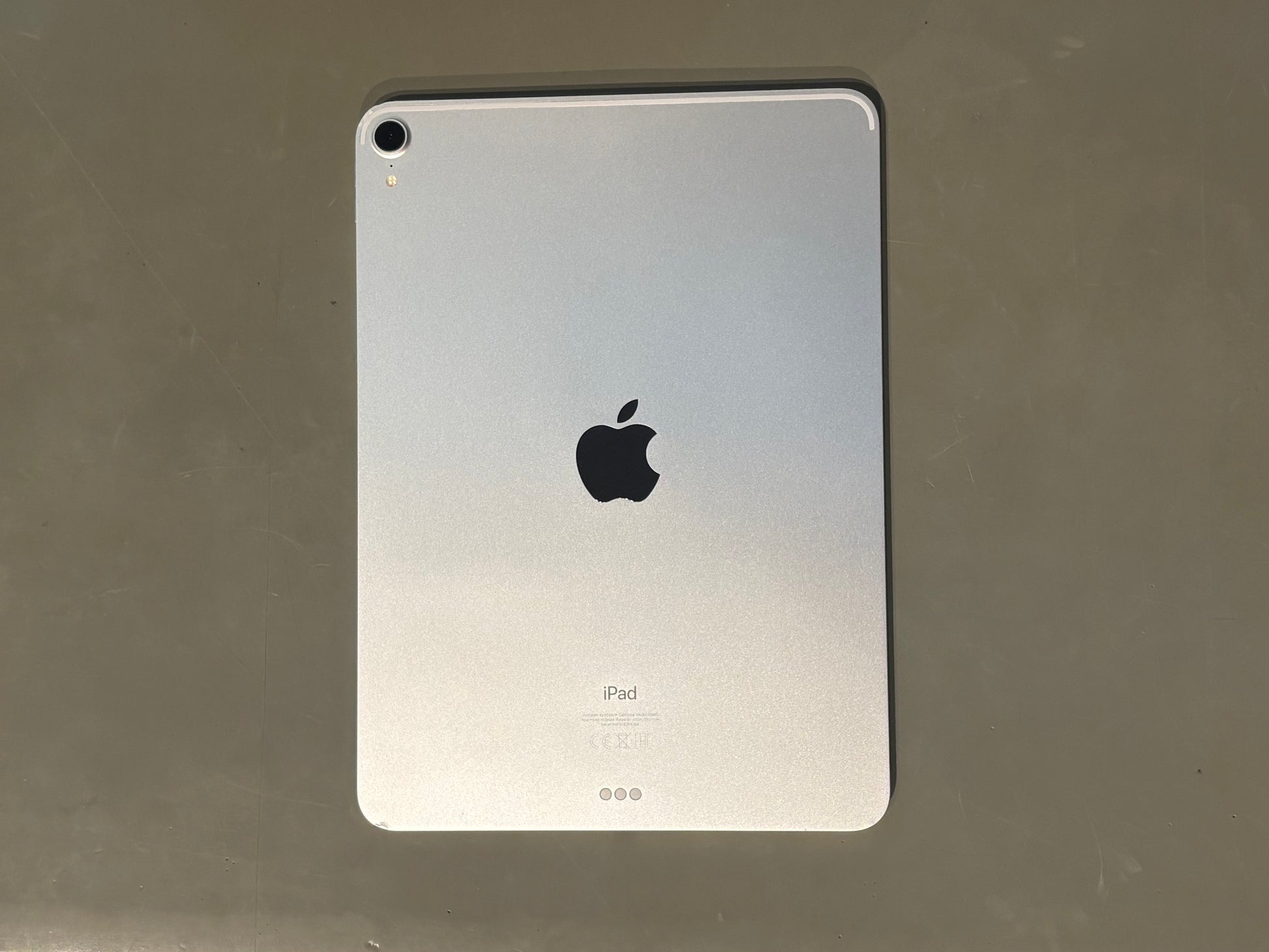 Apple iPad Pro (2018) Silber günstig gebraucht kaufen