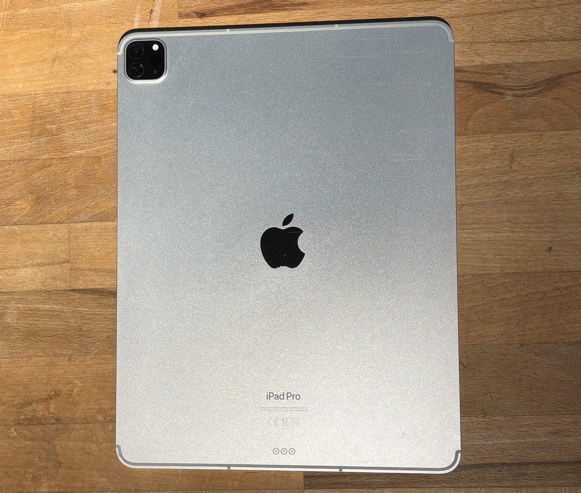 Apple iPad Pro 6. Gen (2022) 12.9" Silber günstig gebraucht kaufen