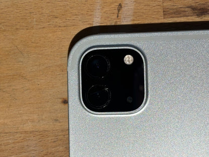 Apple iPad Pro 6. Gen (2022) 12.9" Silber günstig gebraucht kaufen