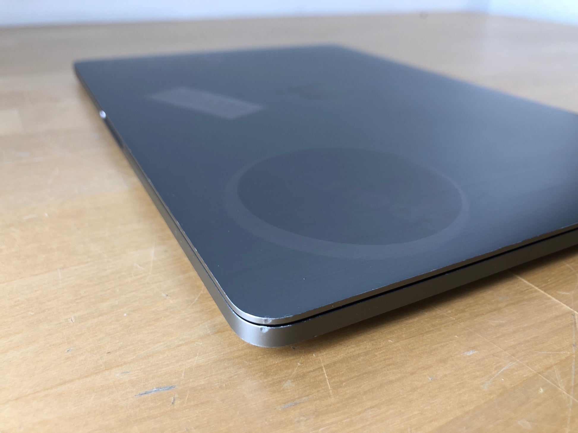 Apple MacBook Pro 13, Touch Bar Space Grau günstig gebraucht kaufen