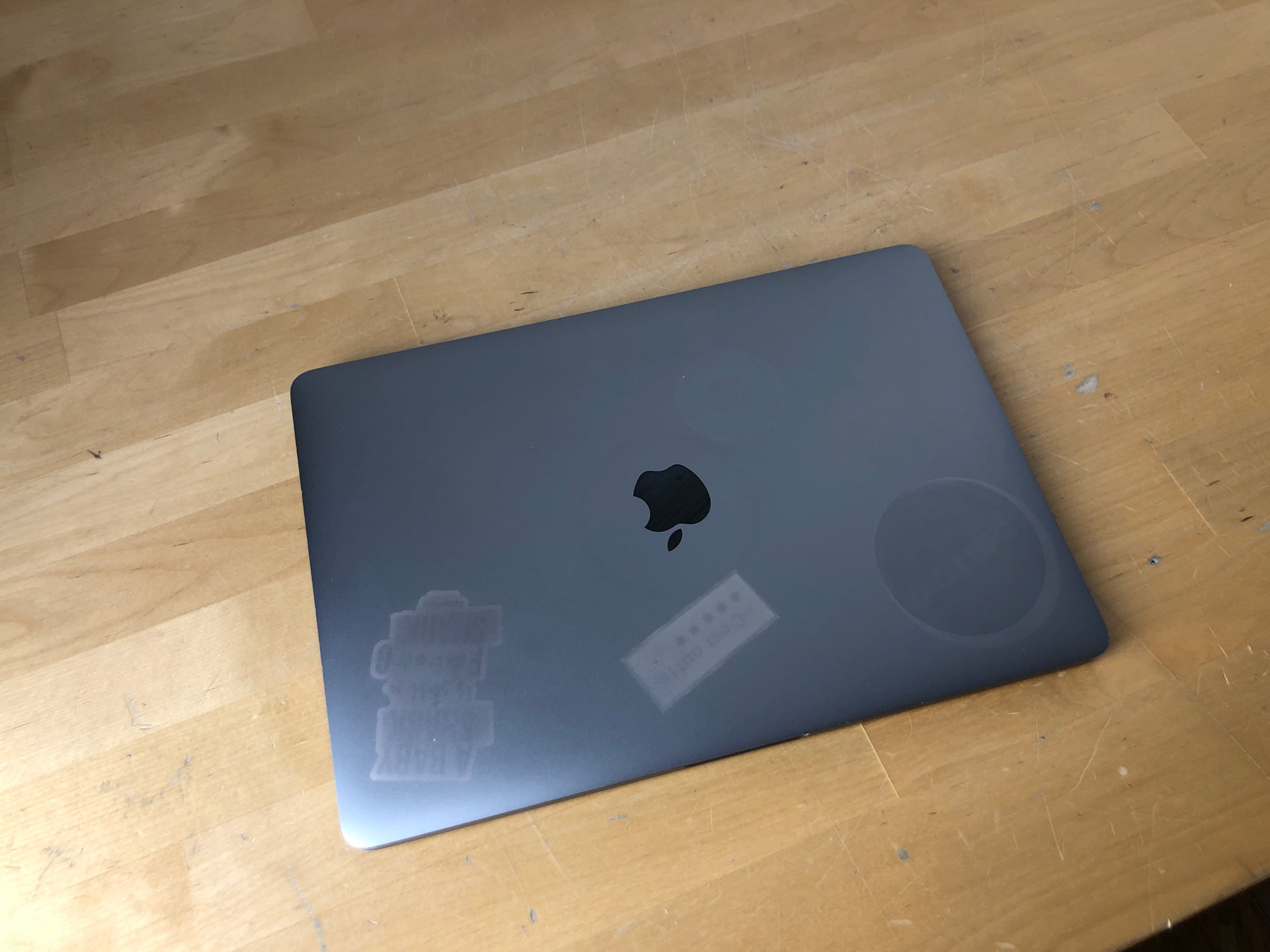 Apple MacBook Pro 13, Touch Bar Space Grau günstig gebraucht kaufen