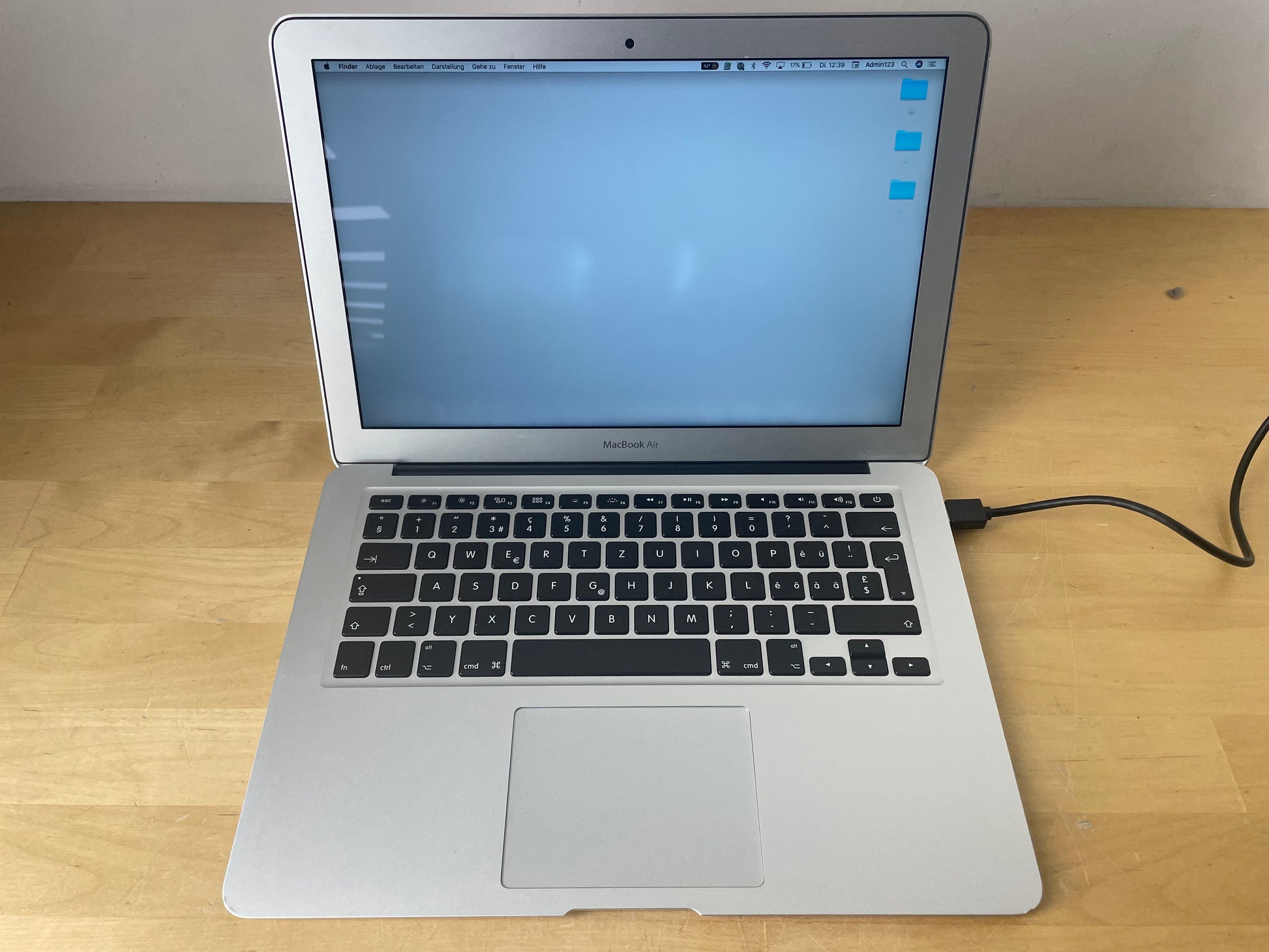 Apple MacBook Air 13 Silber günstig gebraucht kaufen