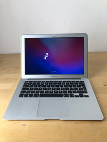 Apple MacBook Air 13 Silber günstig gebraucht kaufen
