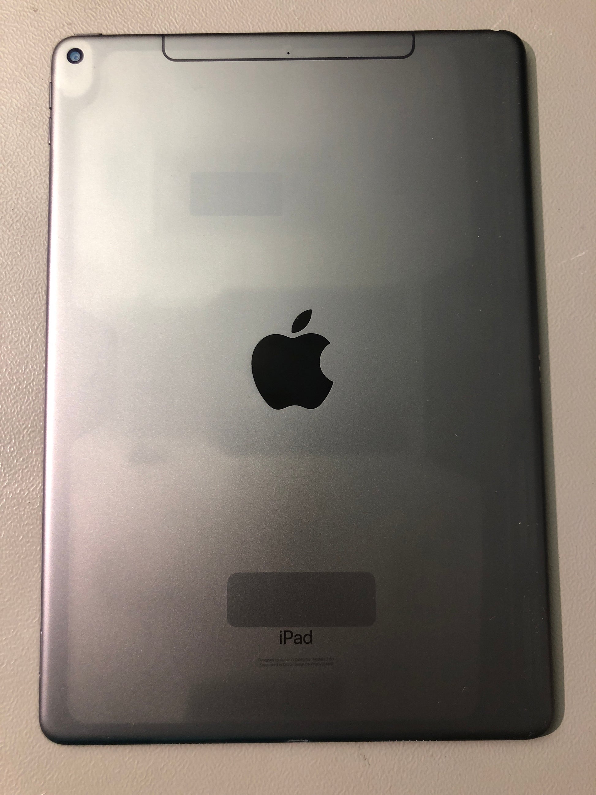 Apple iPad Air 3. Gen (2019) Air 3. Gen (2019) Space Gray günstig gebraucht kaufen