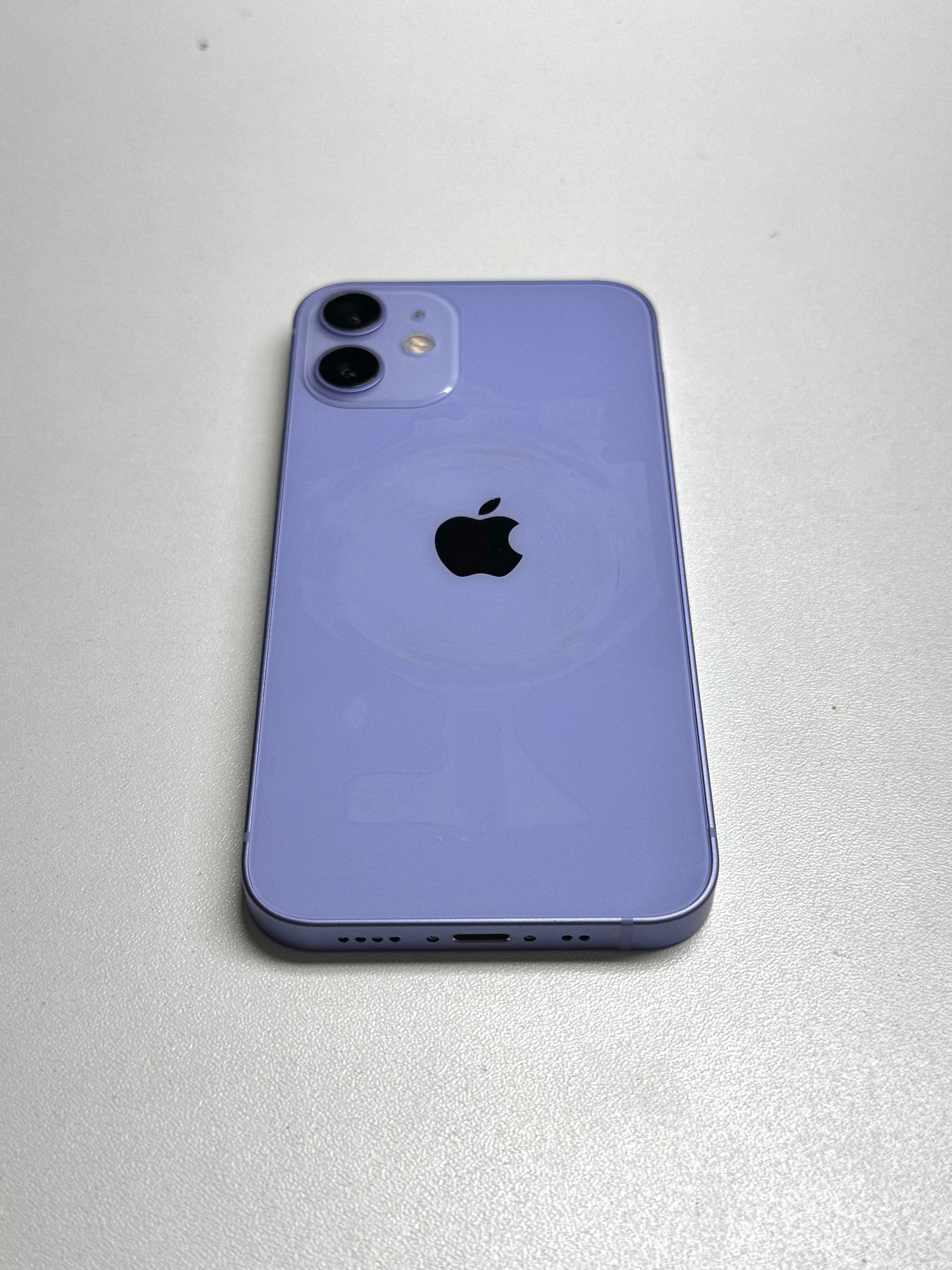 Apple iPhone 12 mini Violett günstig gebraucht kaufen