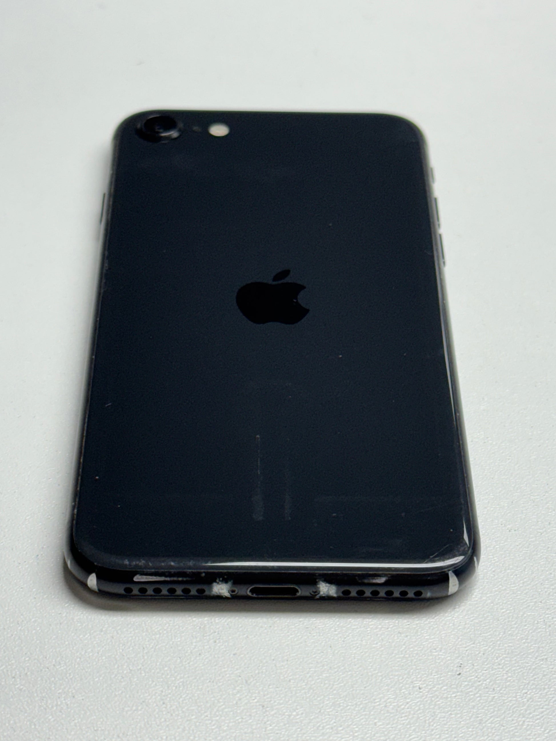 Apple iPhone SE (2020) Apple A13 Bionic SE (2020) Schwarz Schwarz günstig gebraucht kaufen