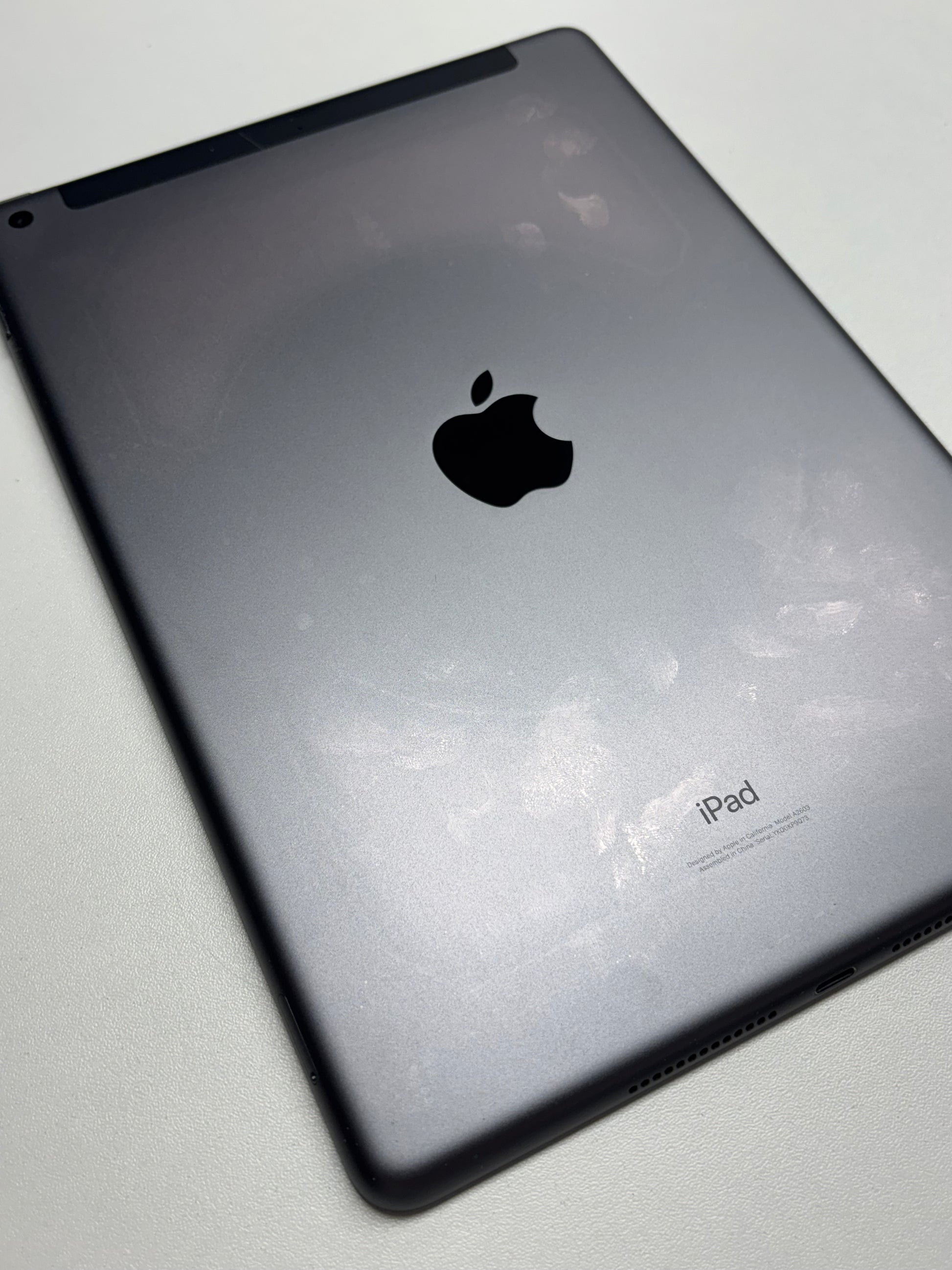 Apple iPad 9. Gen (2021) Space Grau günstig gebraucht kaufen