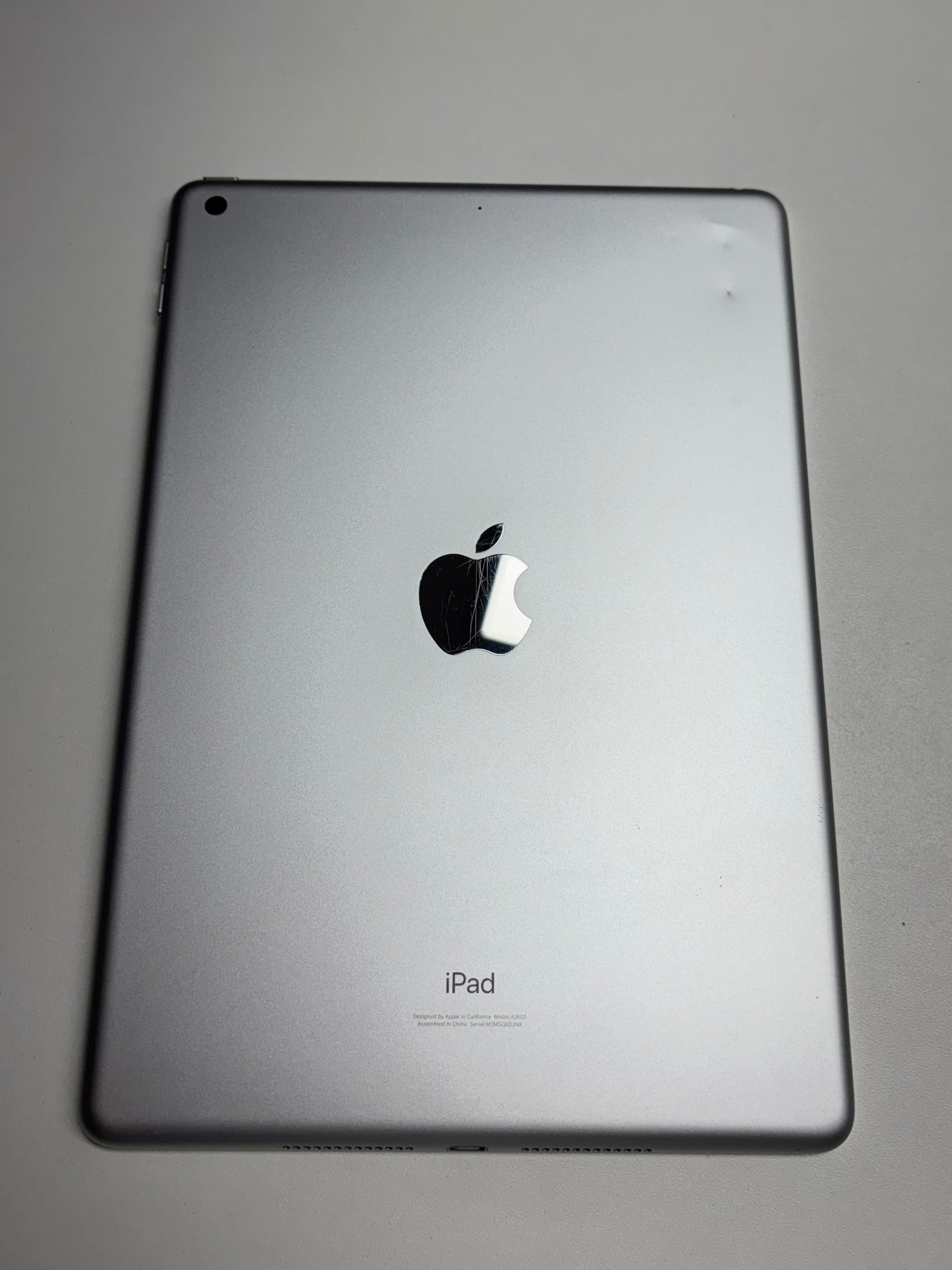 Apple iPad 9. Gen (2021) Silber günstig gebraucht kaufen