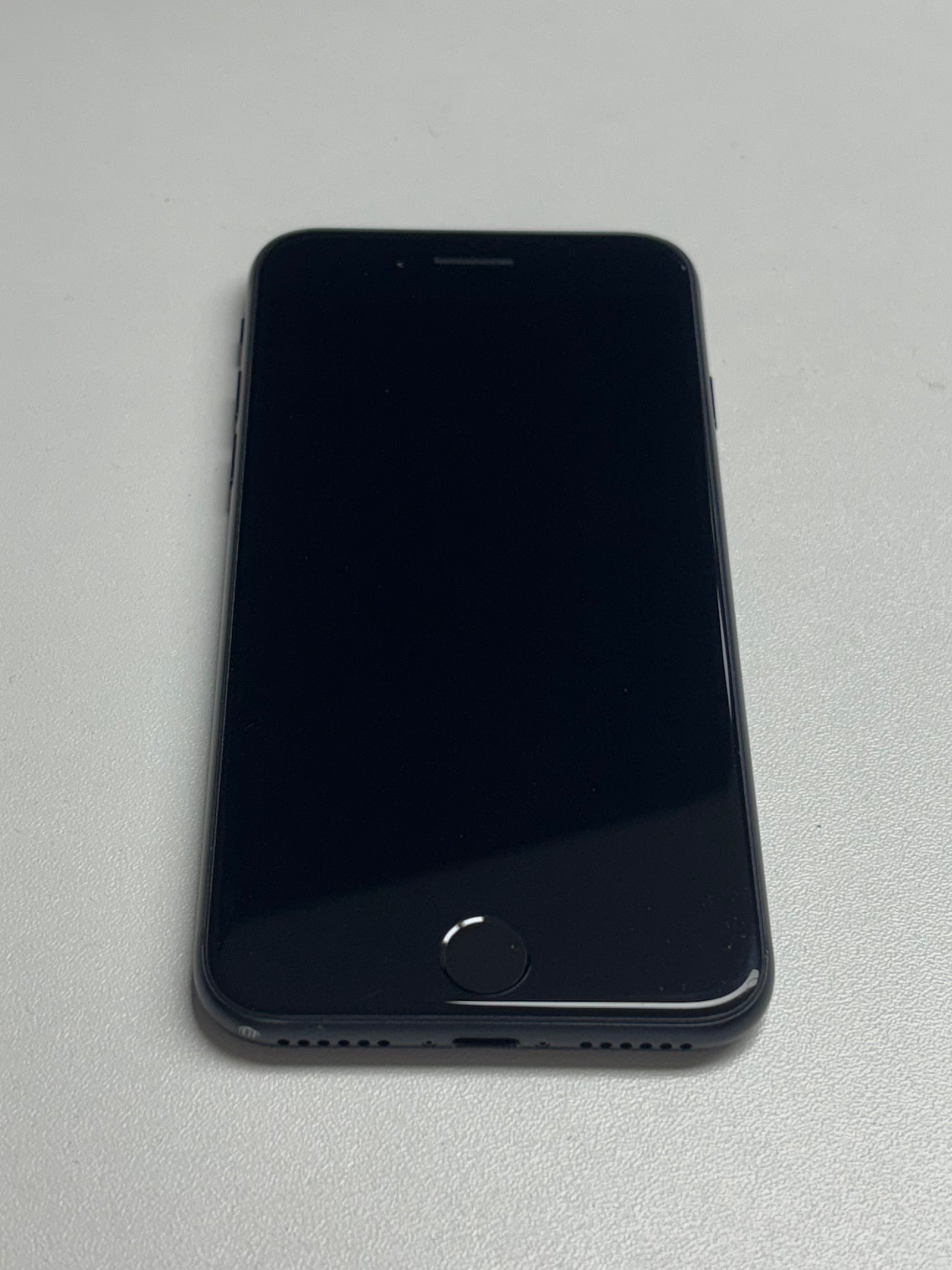 Apple iPhone SE (2020) 64 GB Schwarz kaufen