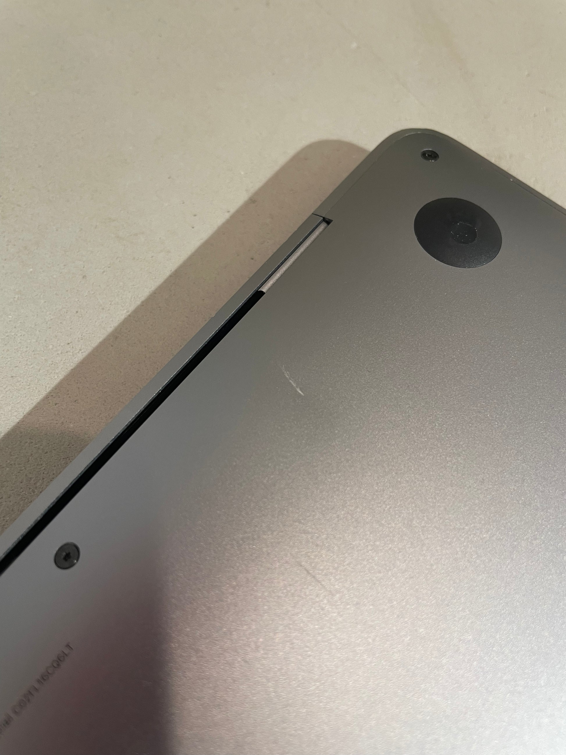 Apple MacBook Air 13 Space Grau günstig gebraucht kaufen