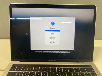 Apple MacBook Pro 13, mit Touch Bar Silber günstig gebraucht kaufen