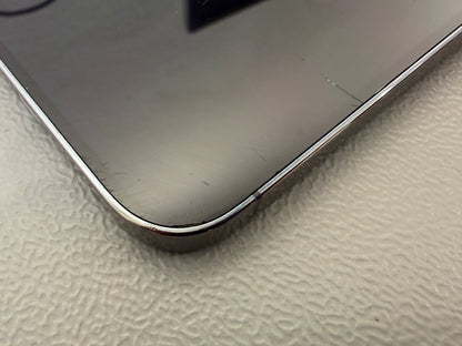 Apple iPhone 14 Pro Apple A16 Bionic (4 nm) 14 Pro Dunkellila Violett günstig gebraucht kaufen