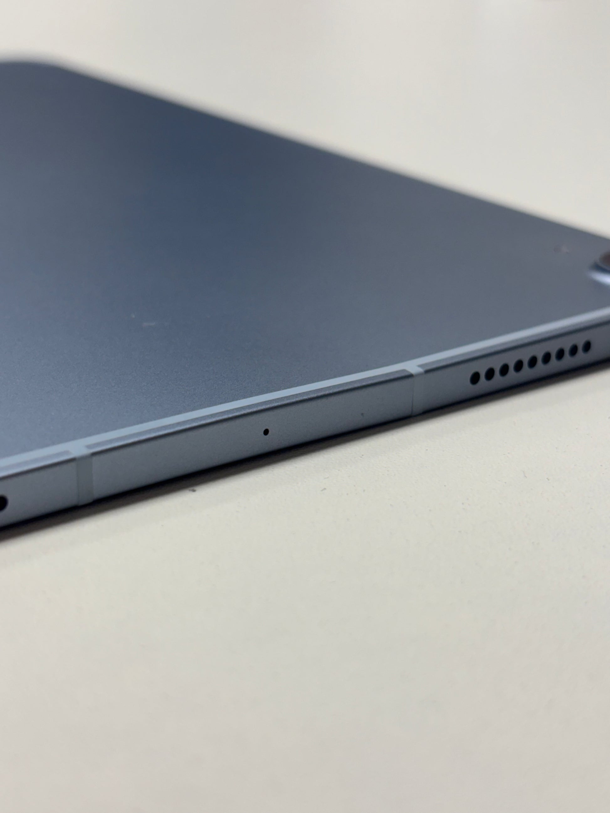 Apple iPad Air 4. Gen (2020) Sky Blau günstig gebraucht kaufen