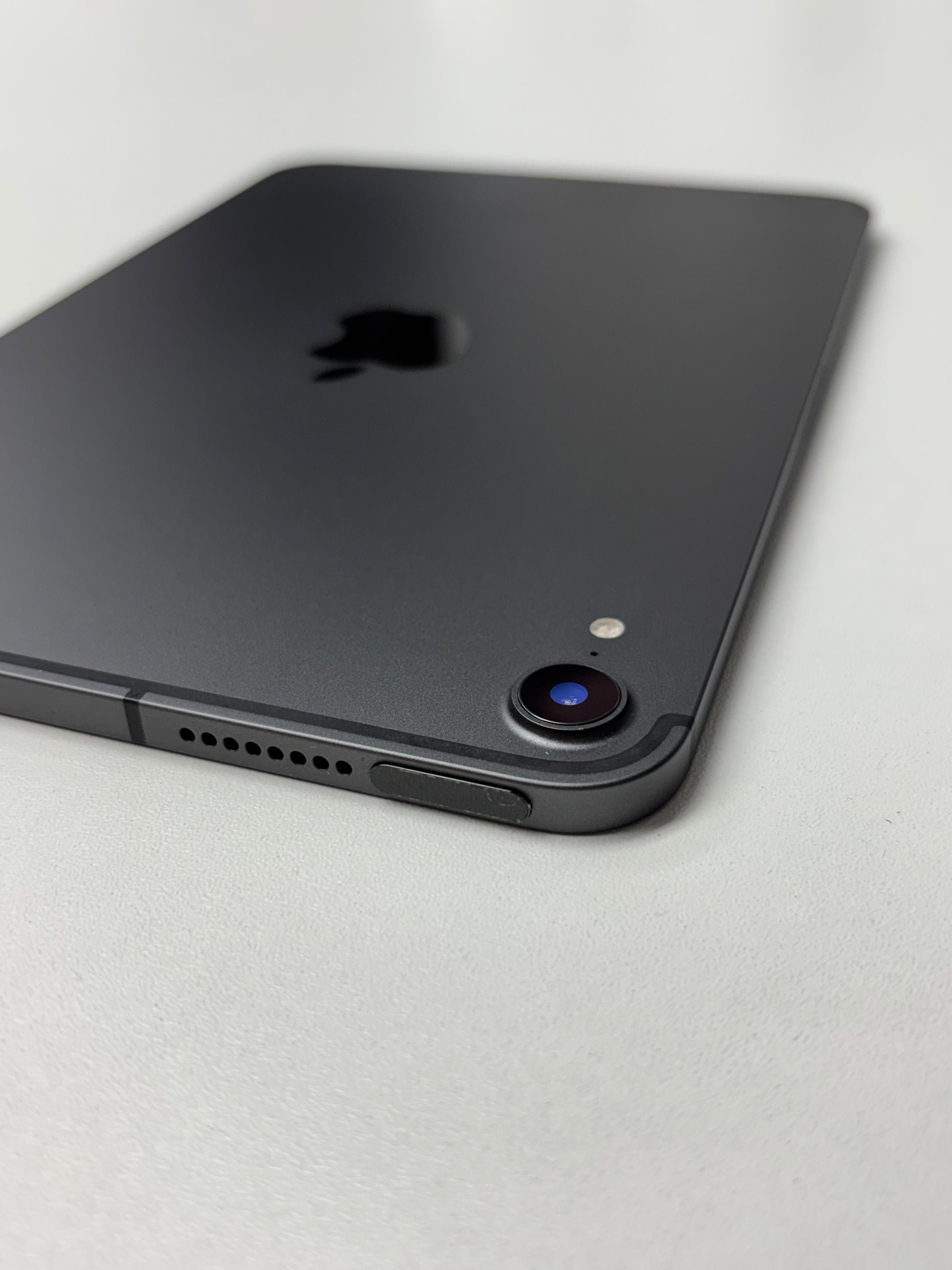 Apple iPad mini 6. Gen (2021) Space Grau günstig gebraucht kaufen