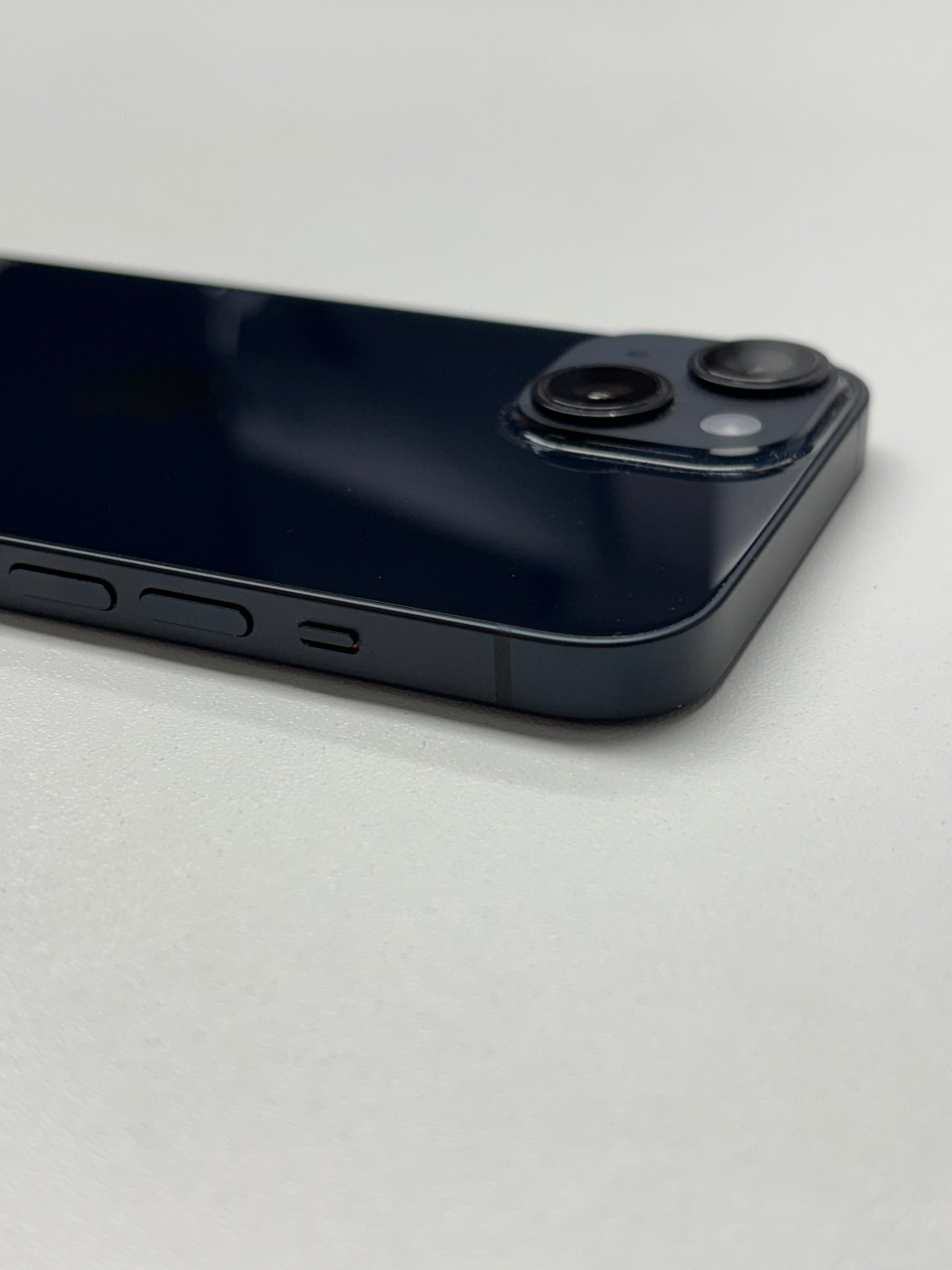 Apple iPhone 14 Apple A15 Bionic (5 nm) 14 Mitternacht Schwarz günstig gebraucht kaufen