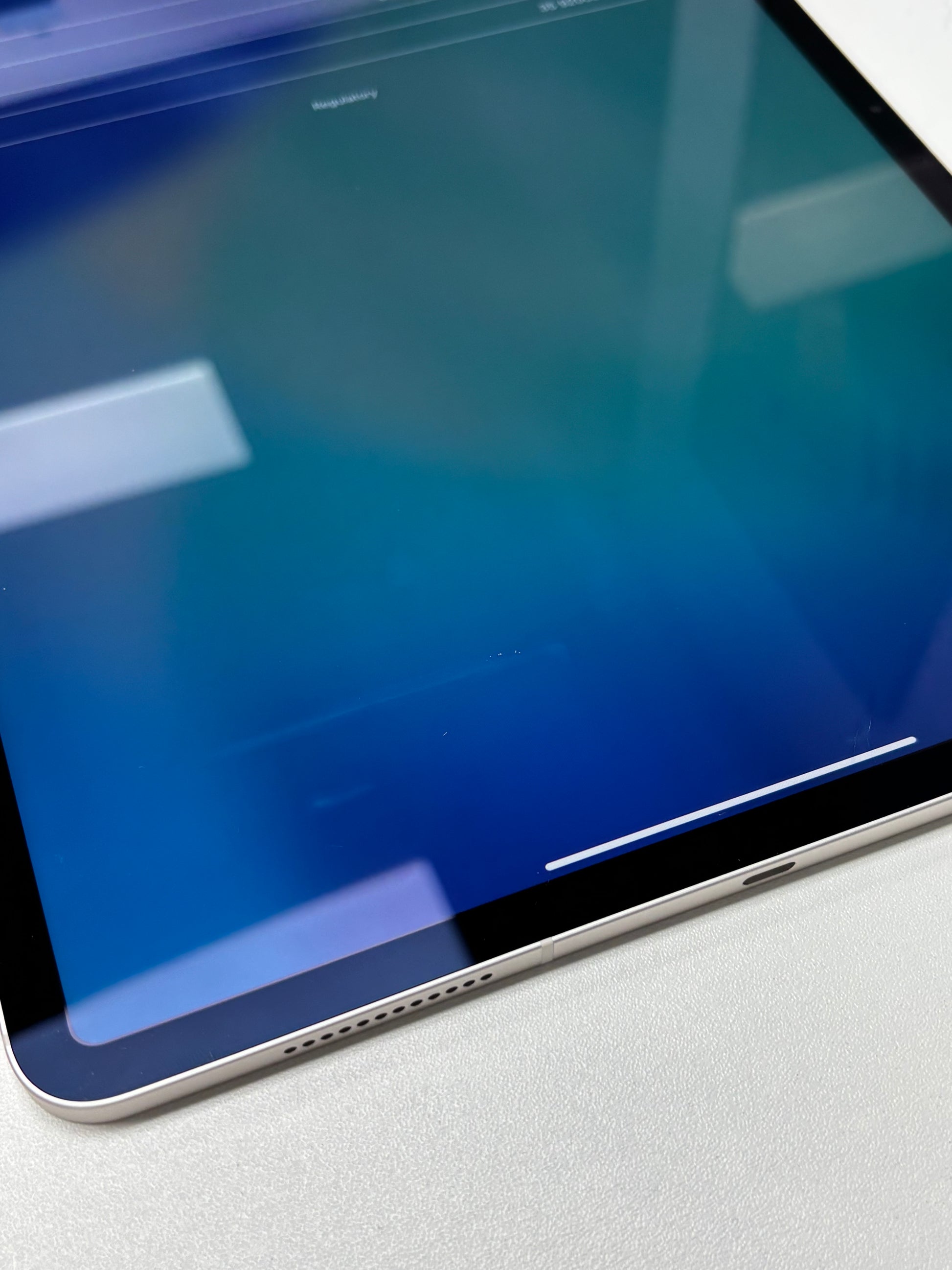 Apple iPad Air (2025) Apple M3 Air (2025) Polarstern Weiss günstig gebraucht kaufen