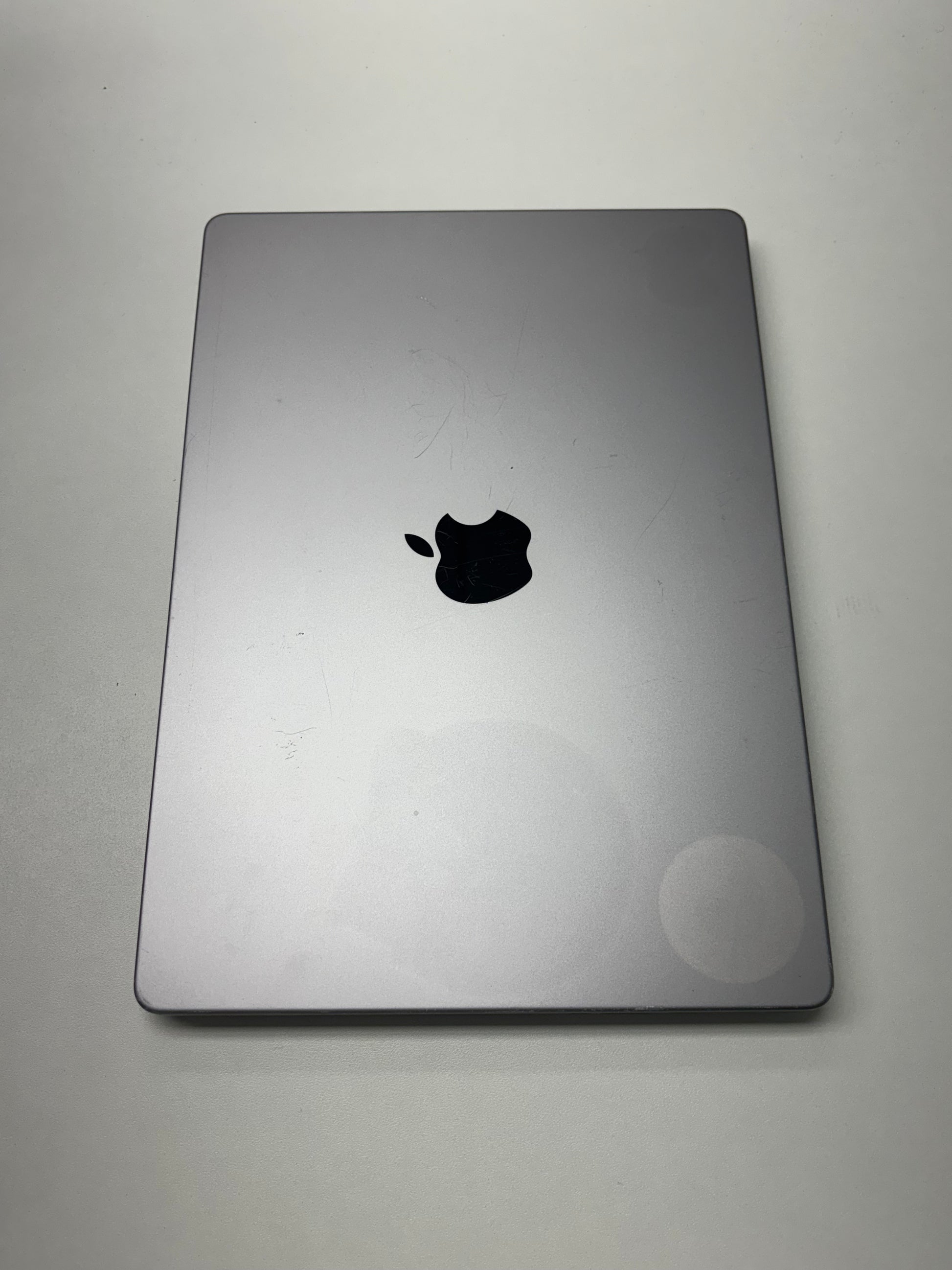 Apple MacBook Pro 14 Space Grau günstig gebraucht kaufen