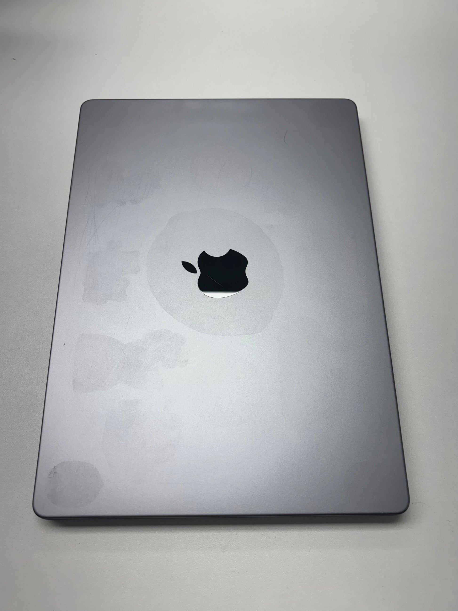 Apple MacBook Pro 14 Space Grau günstig gebraucht kaufen