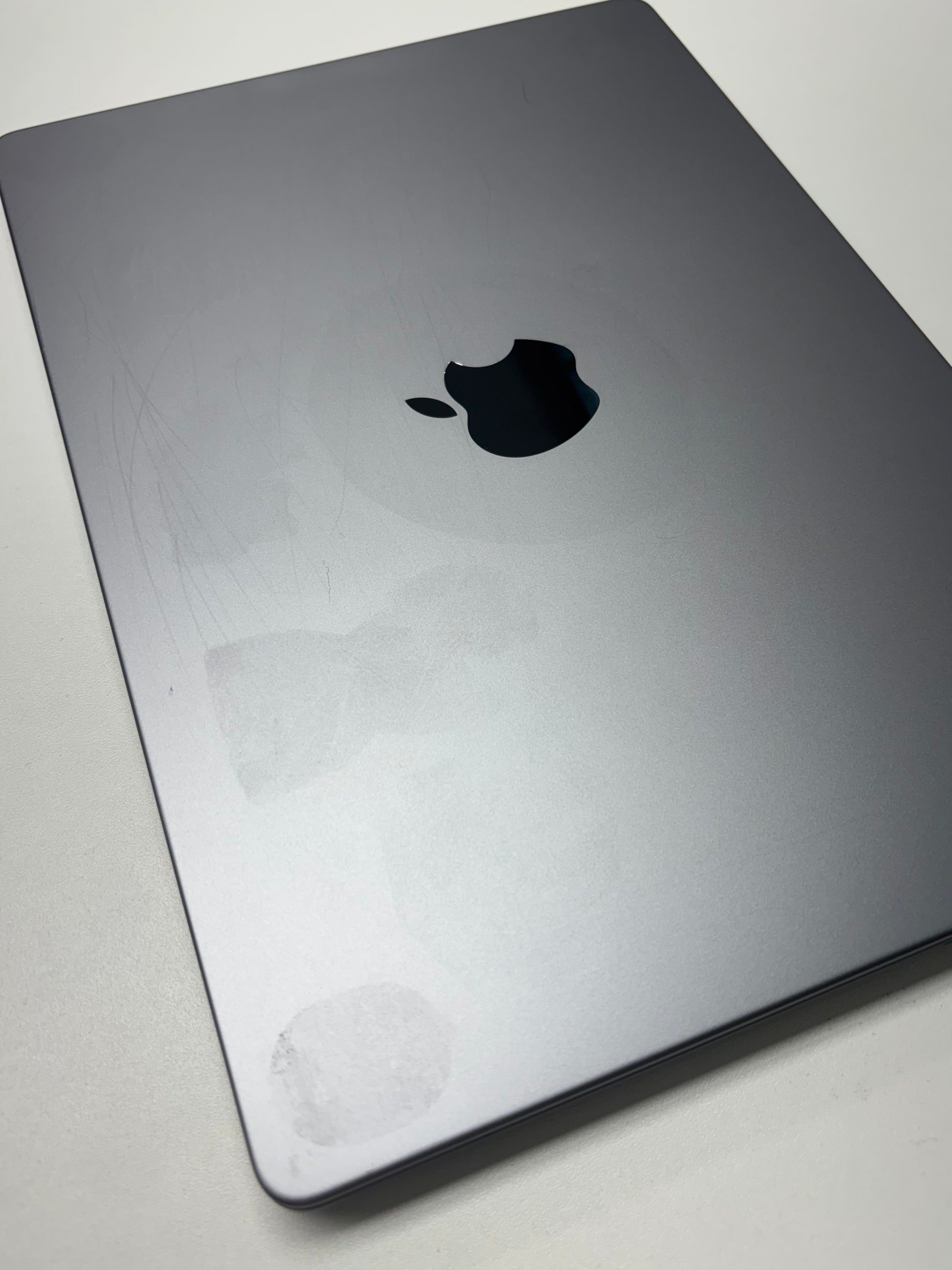 Apple MacBook Pro 14 Space Grau günstig gebraucht kaufen