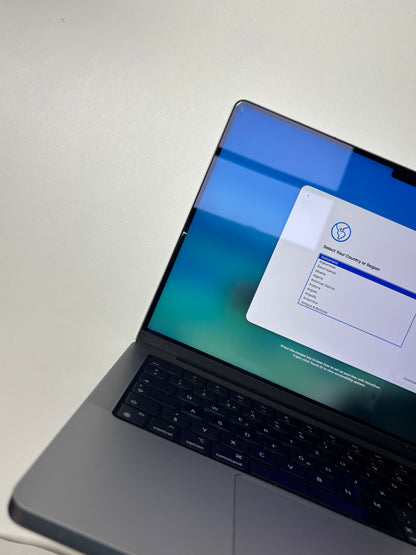Apple MacBook Pro 14 Space Grau günstig gebraucht kaufen