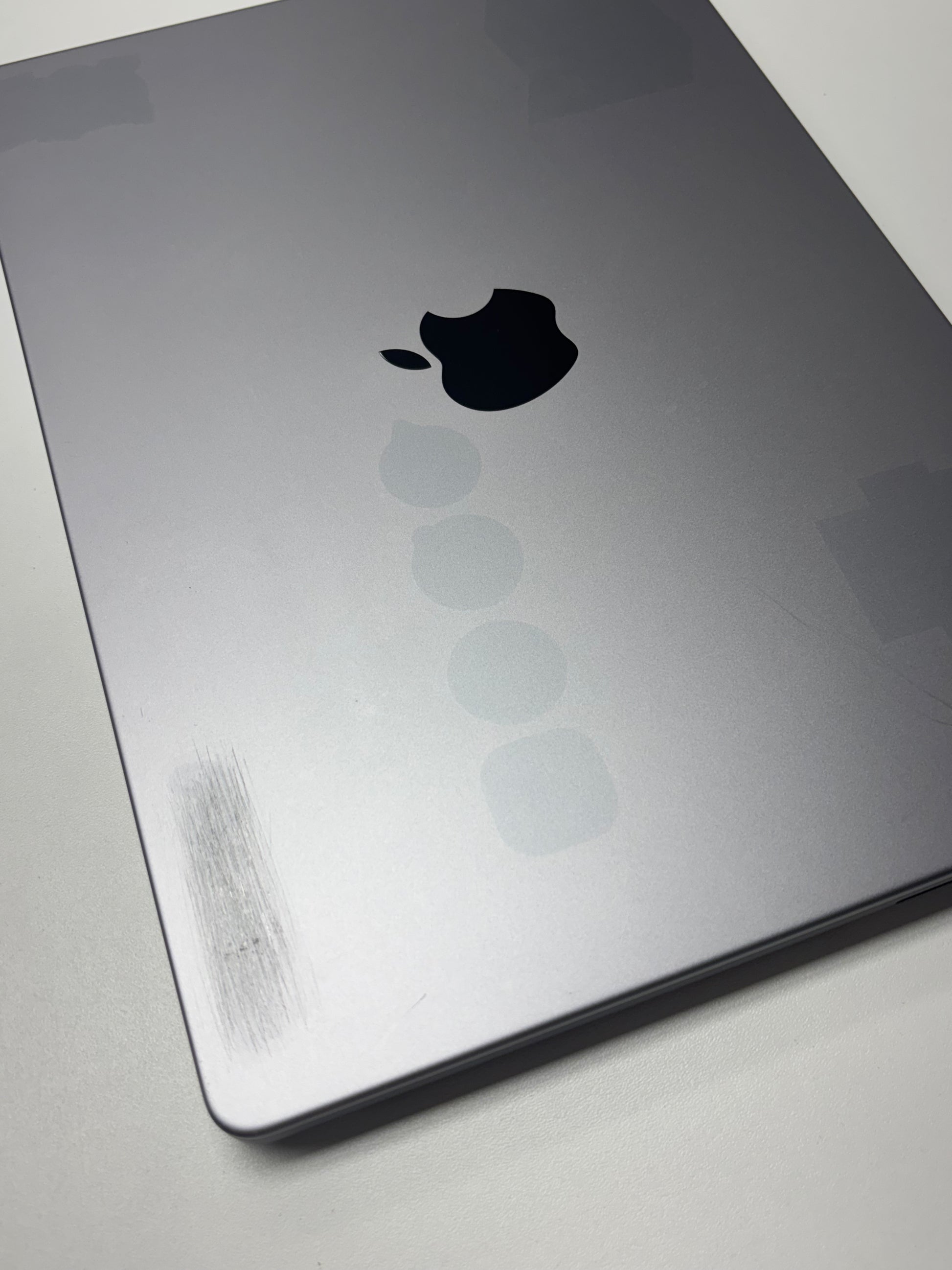 Apple MacBook Pro 14 Space Grau günstig gebraucht kaufen