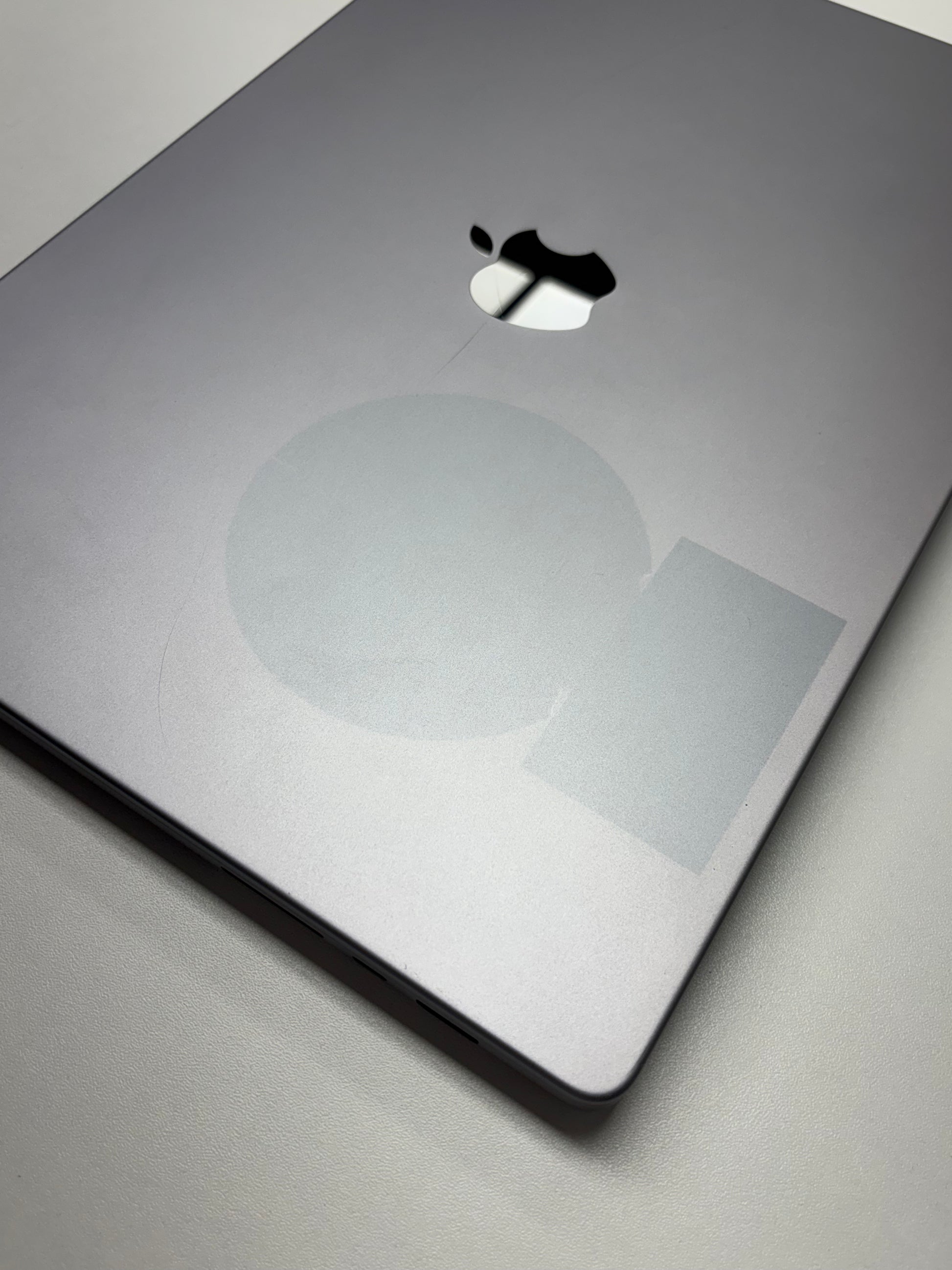 Apple MacBook Pro 16 Space Grau günstig gebraucht kaufen