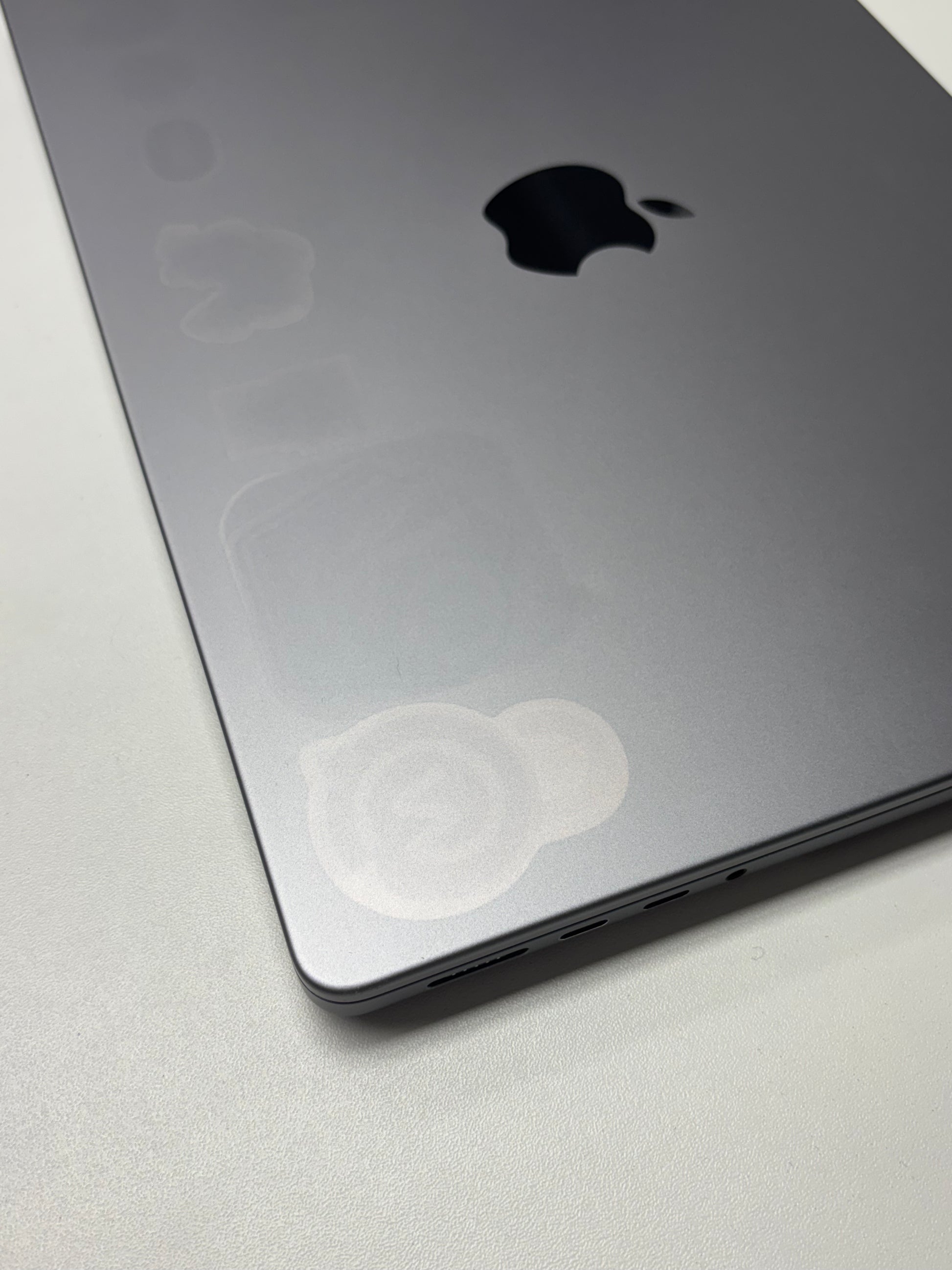 Apple MacBook Pro 14 Space Grau günstig gebraucht kaufen