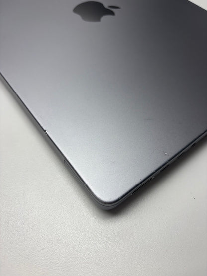 Apple MacBook Pro 14 Space Grau günstig gebraucht kaufen