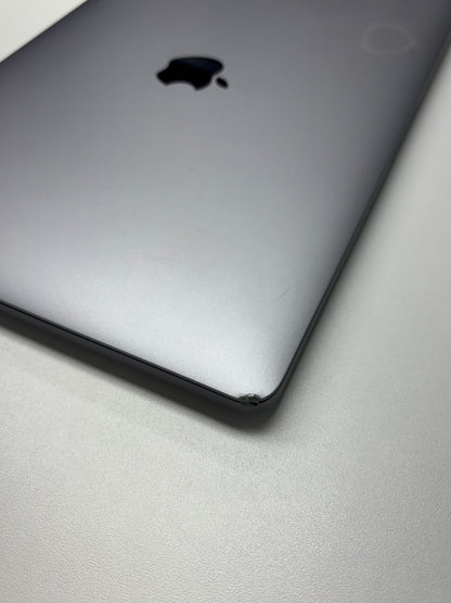 Apple MacBook Pro 13, mit Touch Bar Space Grau günstig gebraucht kaufen