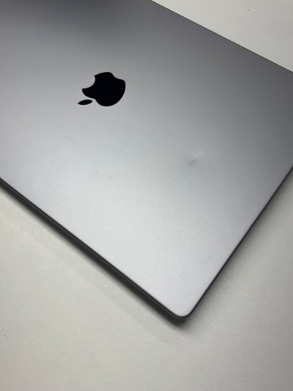 Apple MacBook Pro 16 Space Grau günstig gebraucht kaufen
