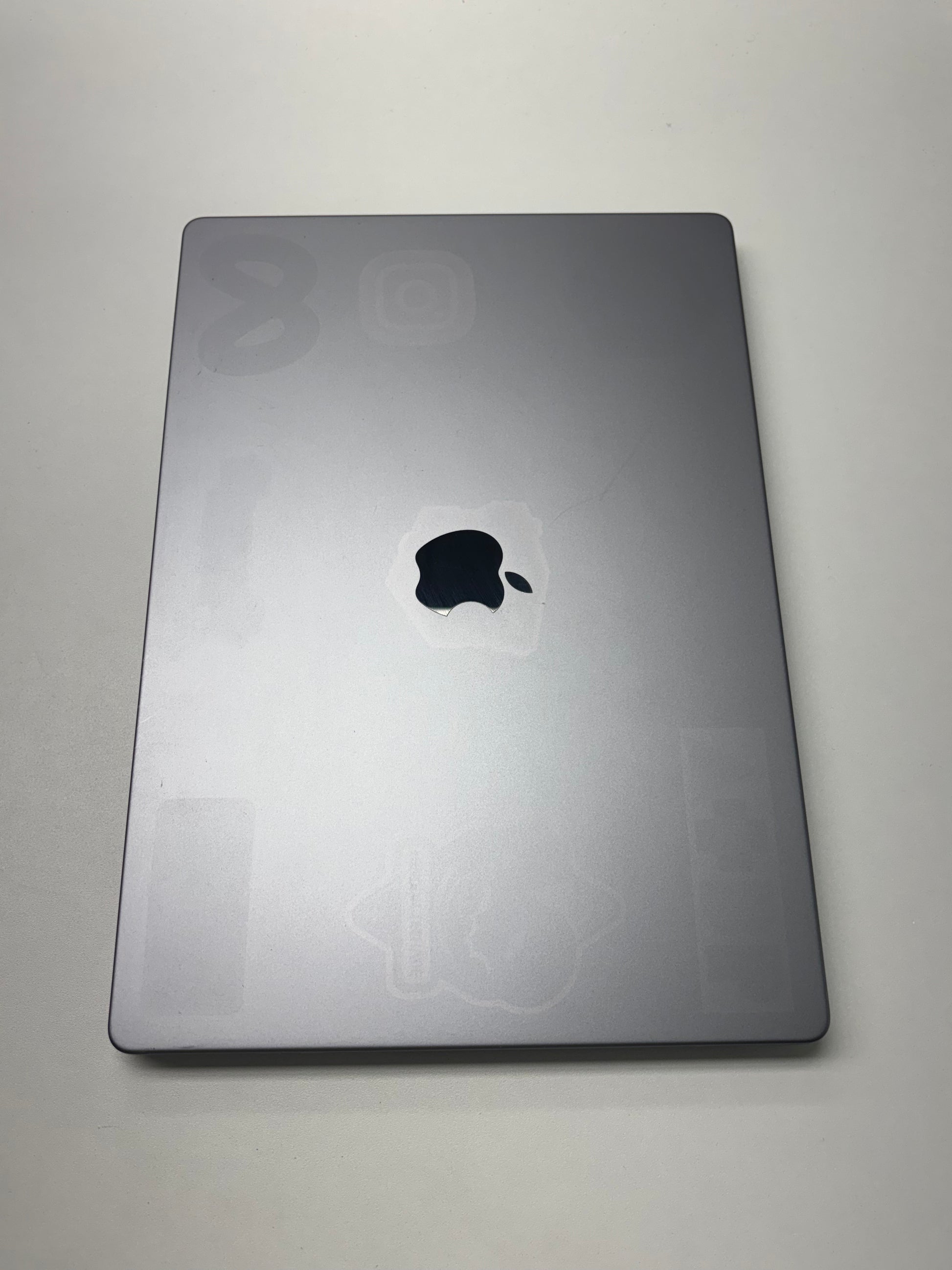 Apple MacBook Pro 16 Space Grau günstig gebraucht kaufen