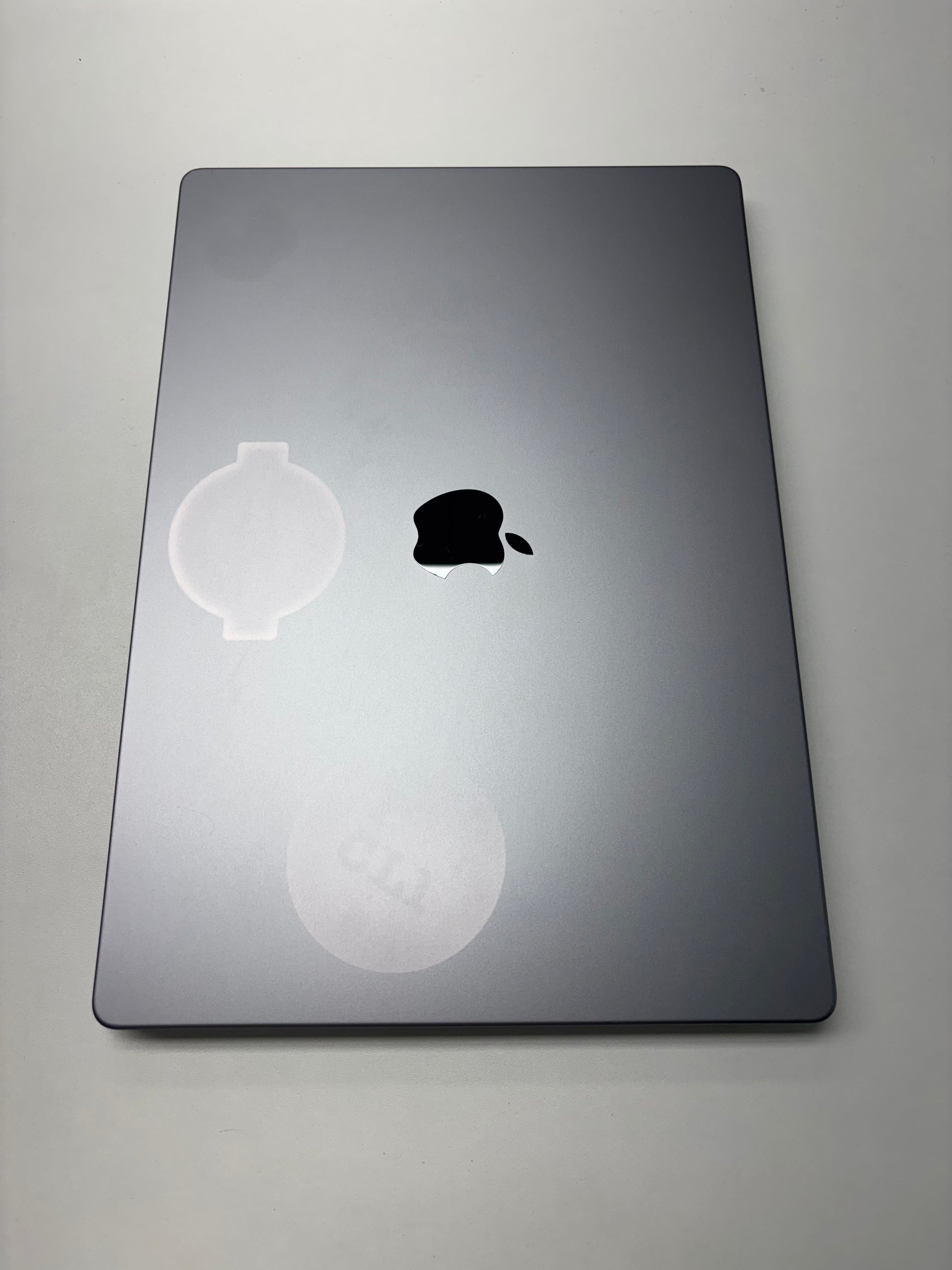 Apple MacBook Pro 16 Space Grau günstig gebraucht kaufen
