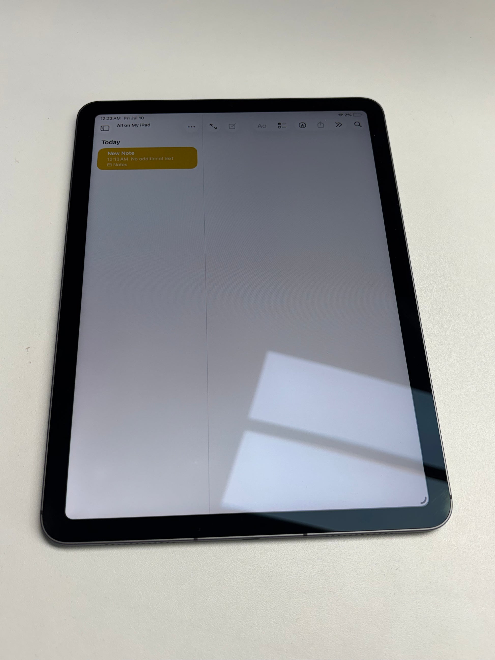 Apple iPad Air 5. Gen (2022) Space Grau günstig gebraucht kaufen