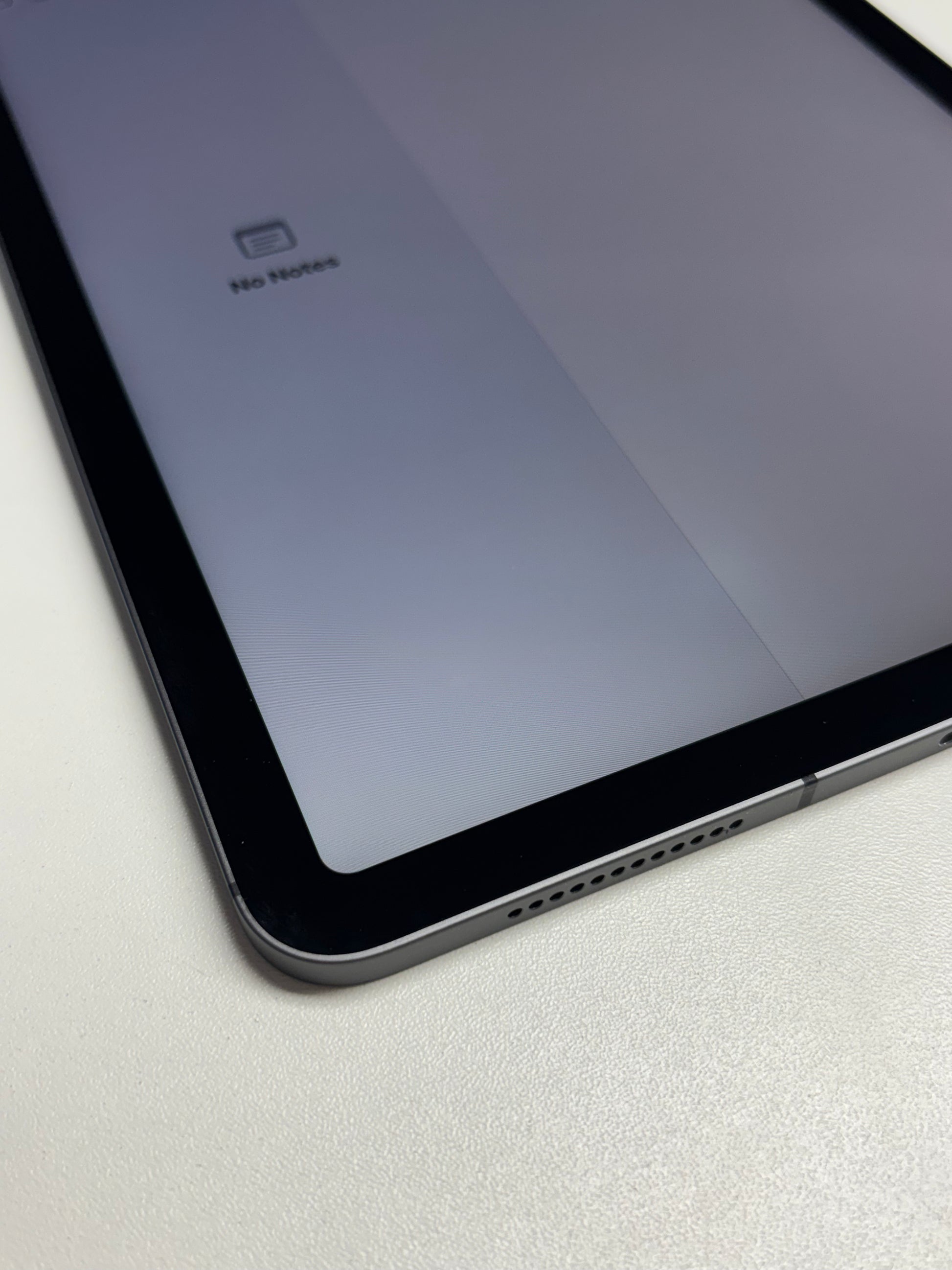 Apple iPad Air 5. Gen (2022) Space Grau günstig gebraucht kaufen