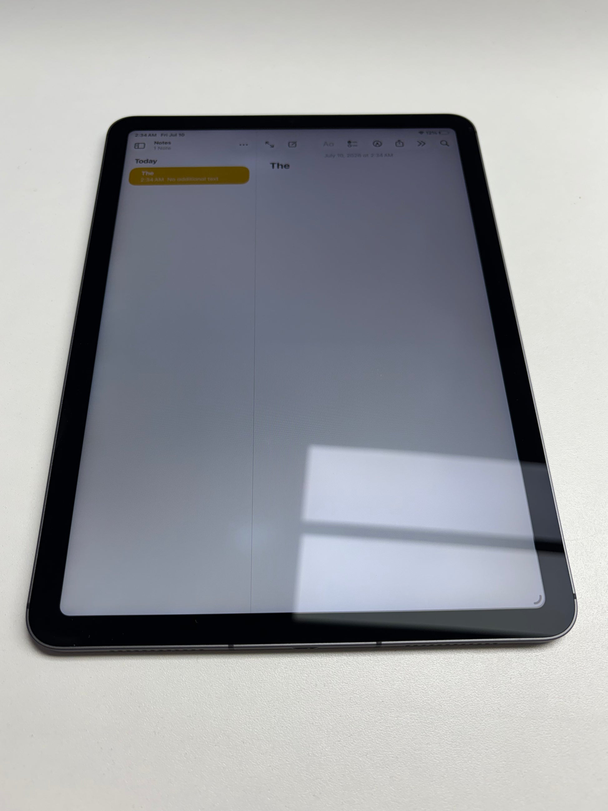 Apple iPad Air 5. Gen (2022) Space Grau günstig gebraucht kaufen