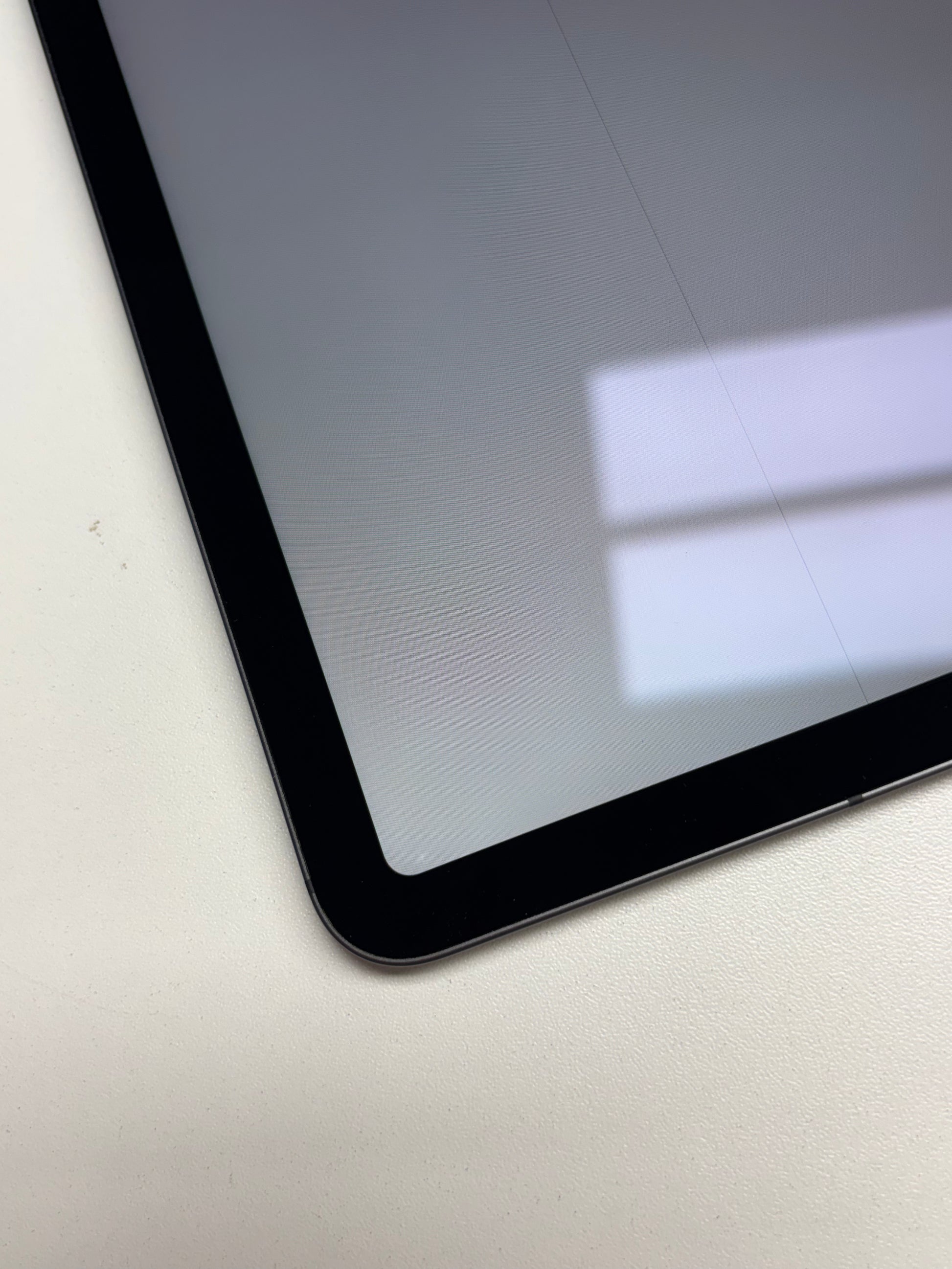 Apple iPad Air 5. Gen (2022) Space Grau günstig gebraucht kaufen