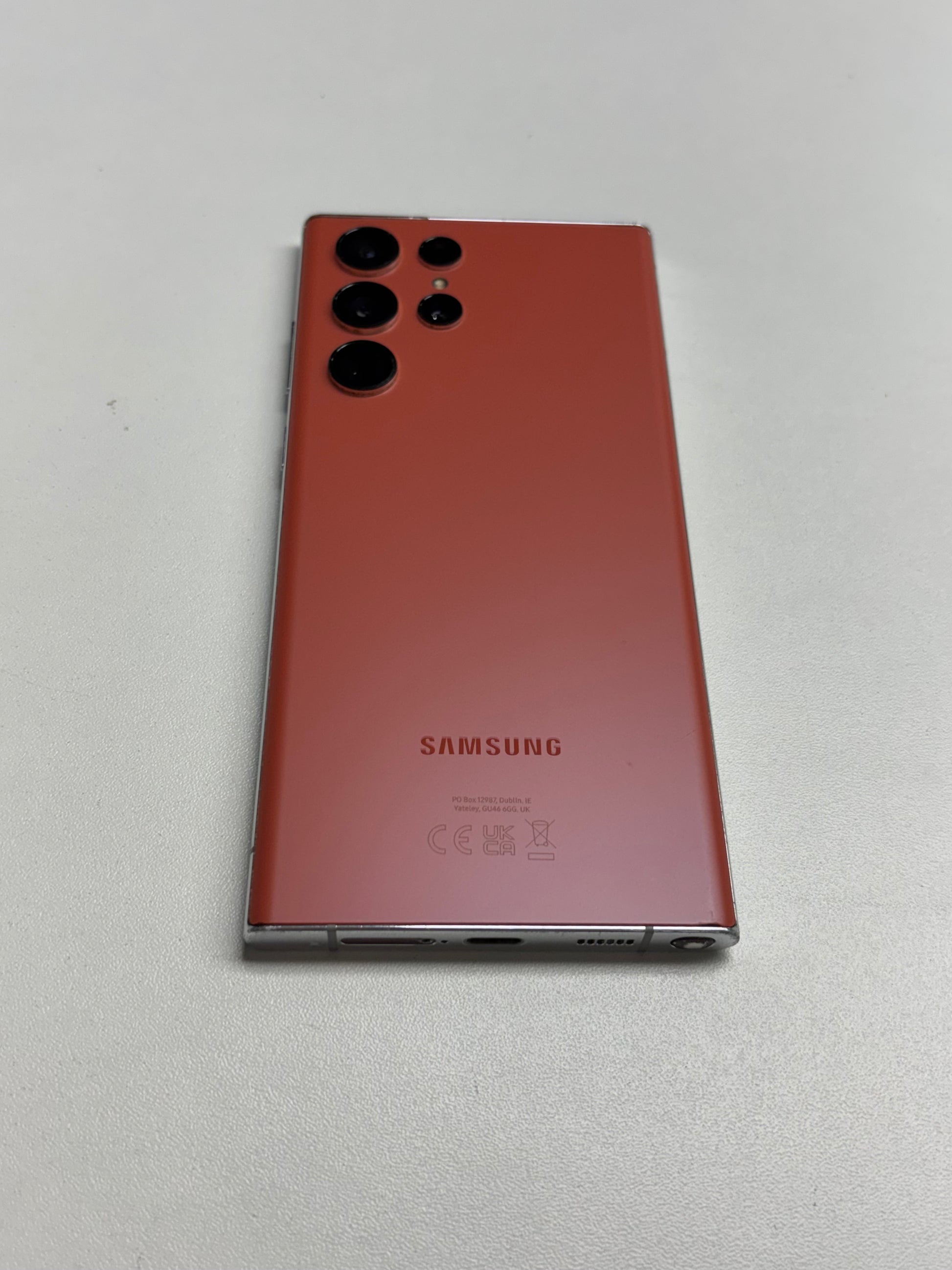 Samsung Galaxy S22 Ultra 5G Red günstig gebraucht kaufen