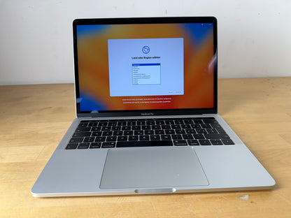 Apple MacBook Pro 13, mit Touch Bar Silber günstig gebraucht kaufen