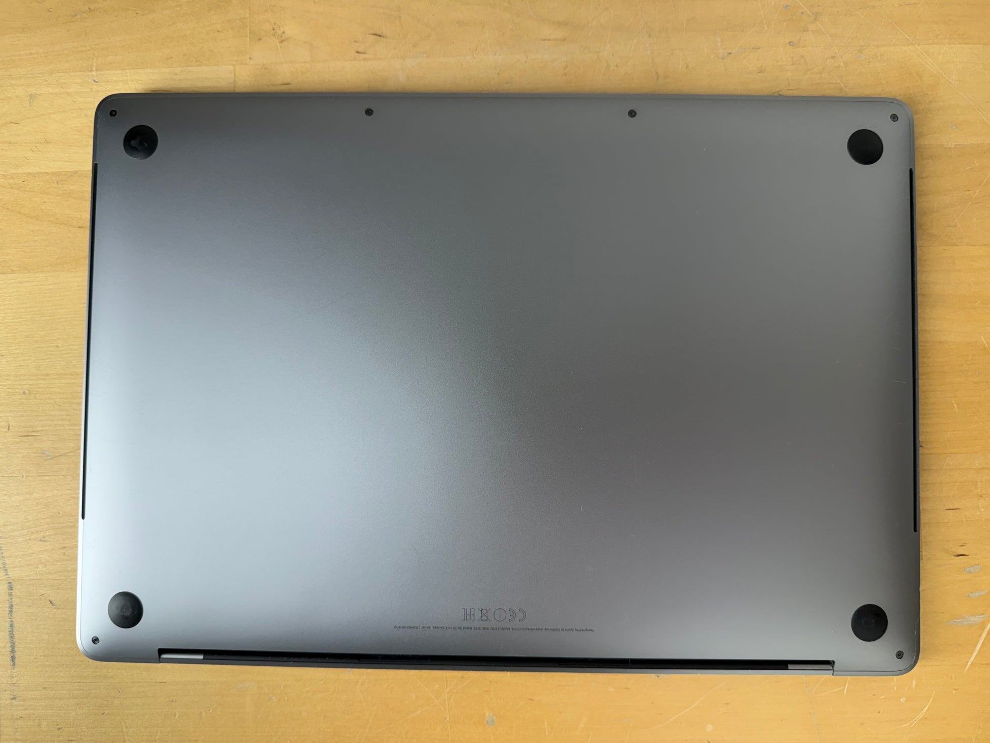 MacBook Pro 15 Zoll mit Touch Bar günstig gebraucht kaufen