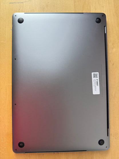 MacBook Pro 15 Zoll mit Touch Bar günstig gebraucht kaufen