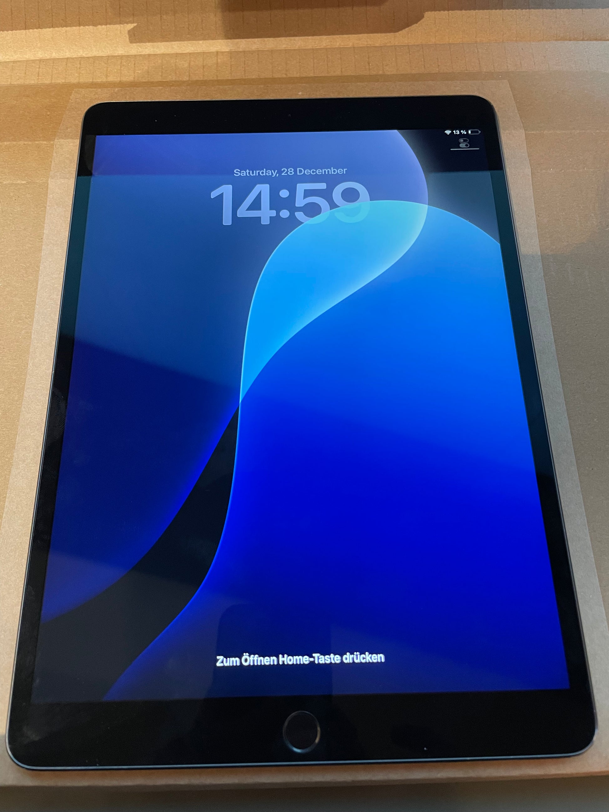 Apple iPad Air (2019) Space Gray günstig gebraucht kaufen