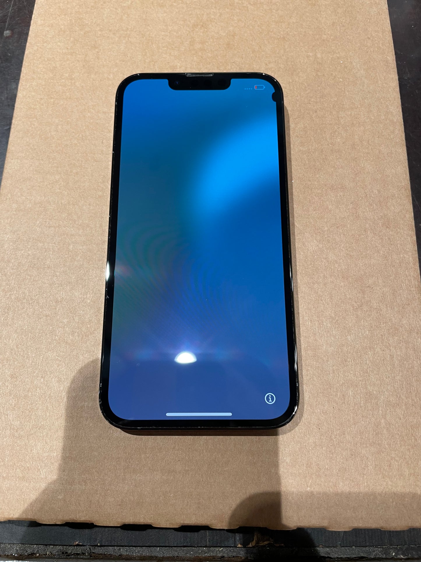 Apple iPhone 13 Pro Apple A15 Bionic (5 nm) 13 Pro Graphit Grau günstig gebraucht kaufen