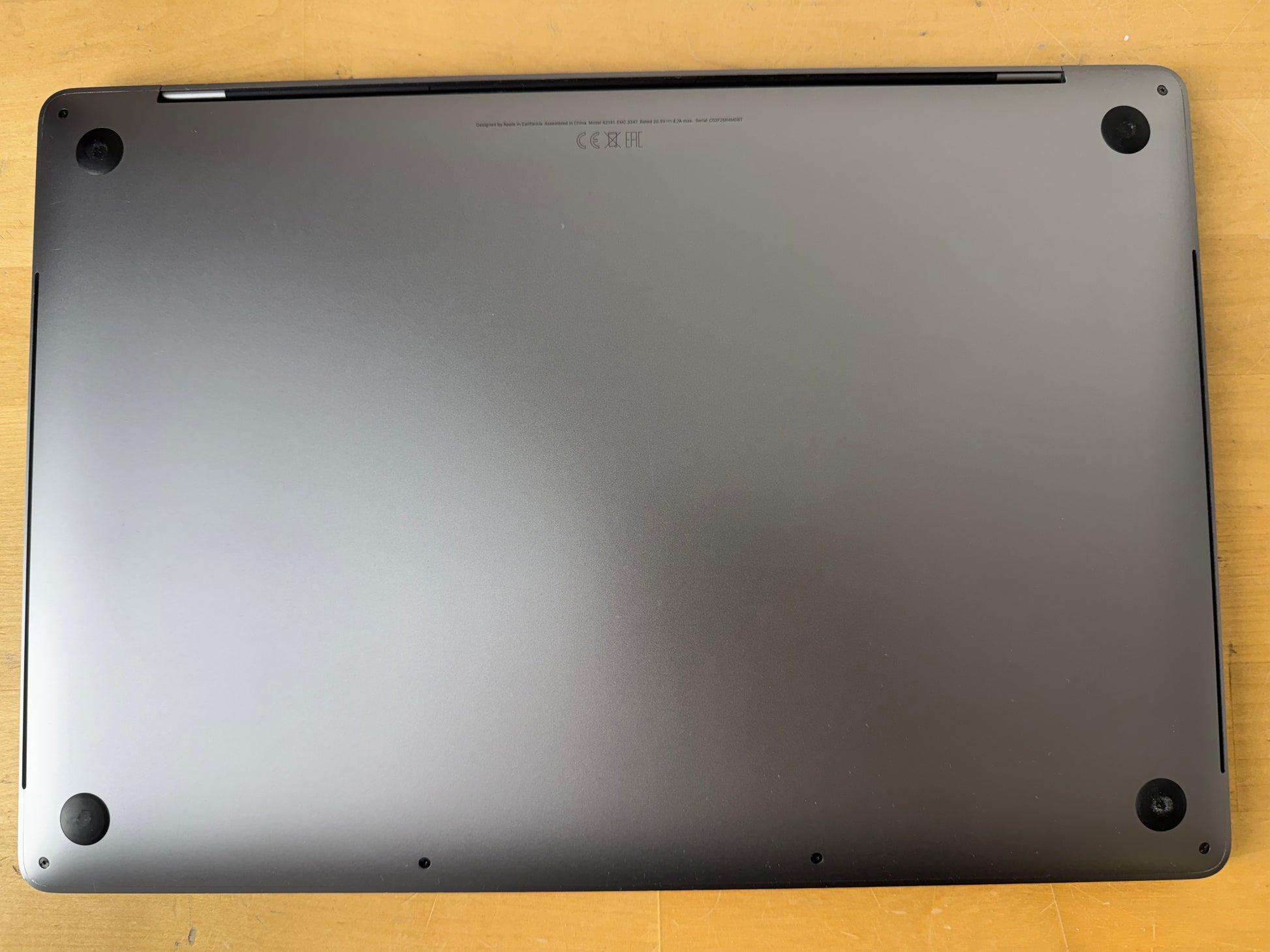 Apple MacBook Pro 16, mit Touch Bar Space Gray günstig gebraucht kaufen