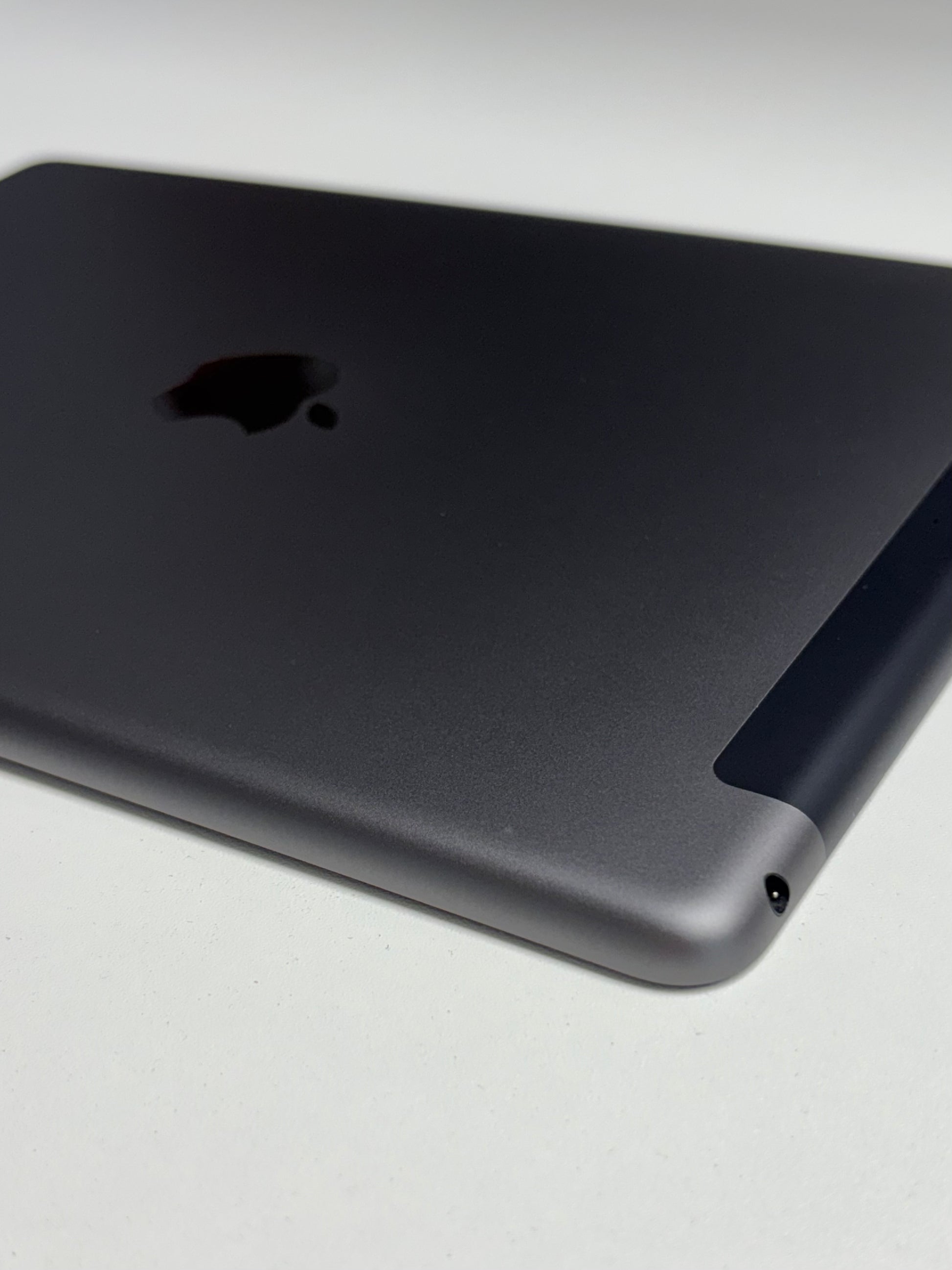 Apple iPad 9. Gen (2021) Space Grau günstig gebraucht kaufen